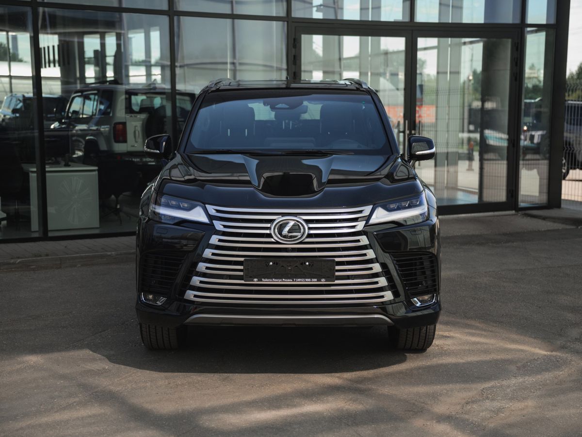 Lexus LX 600