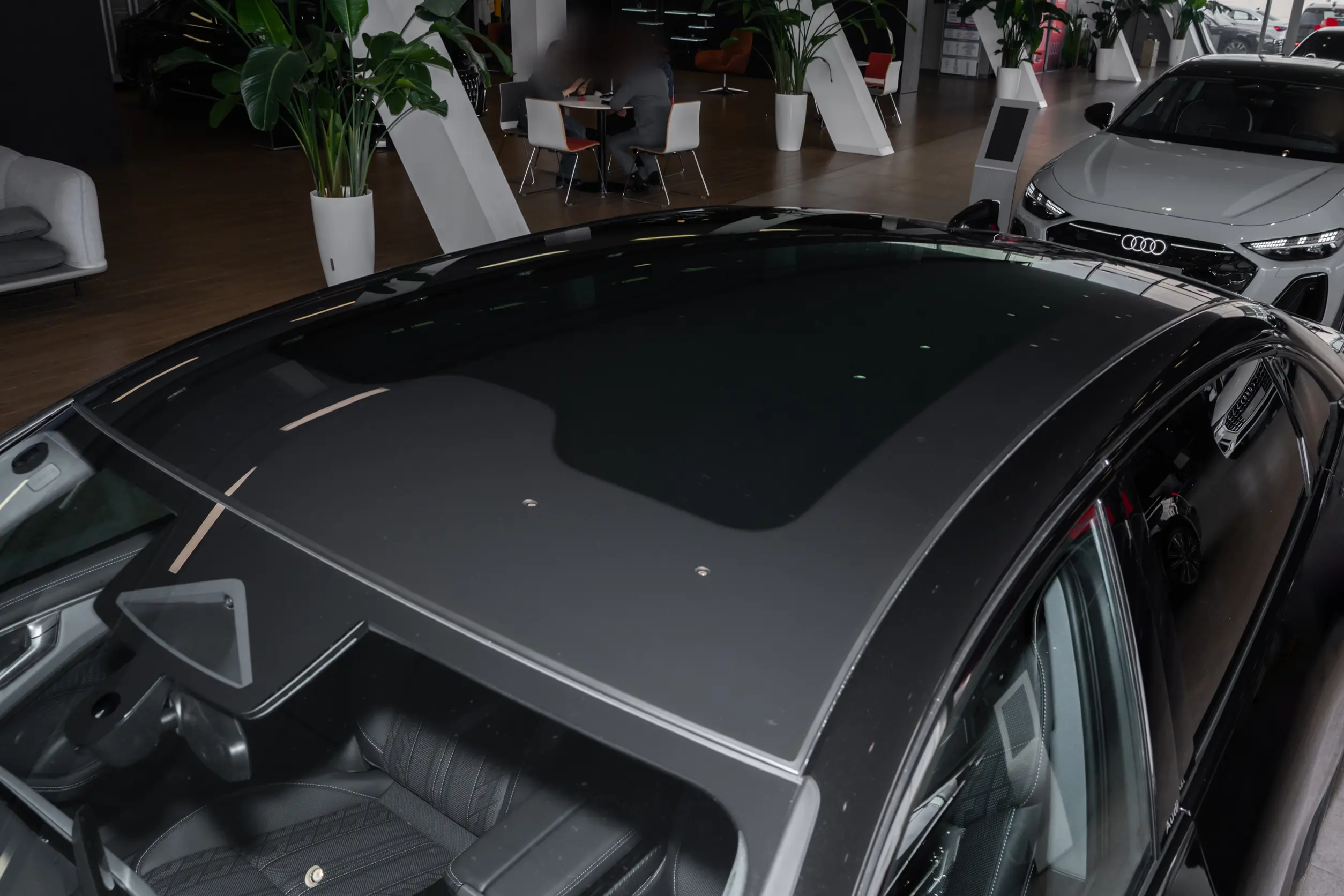 Audi A6L: купить под заказ из Китая
