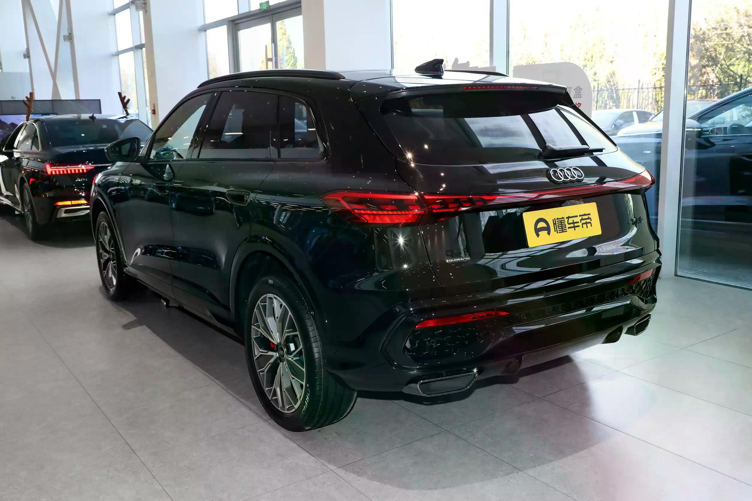 Audi Q5L: купить под заказ из Киргизии