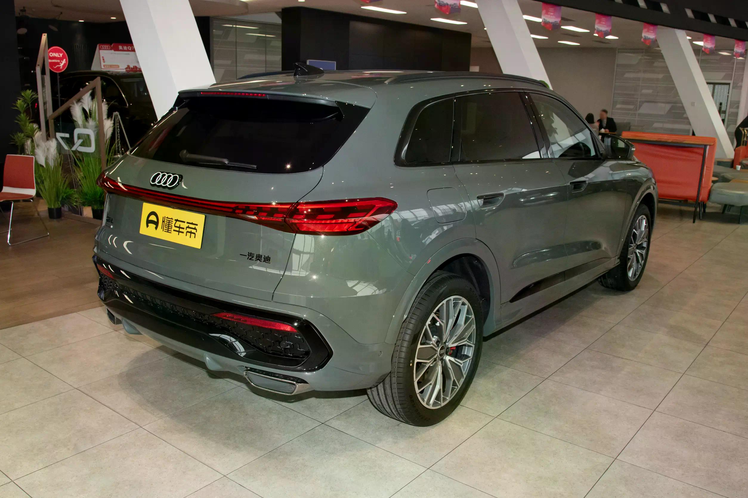Audi Q5L: купить под заказ из Киргизии