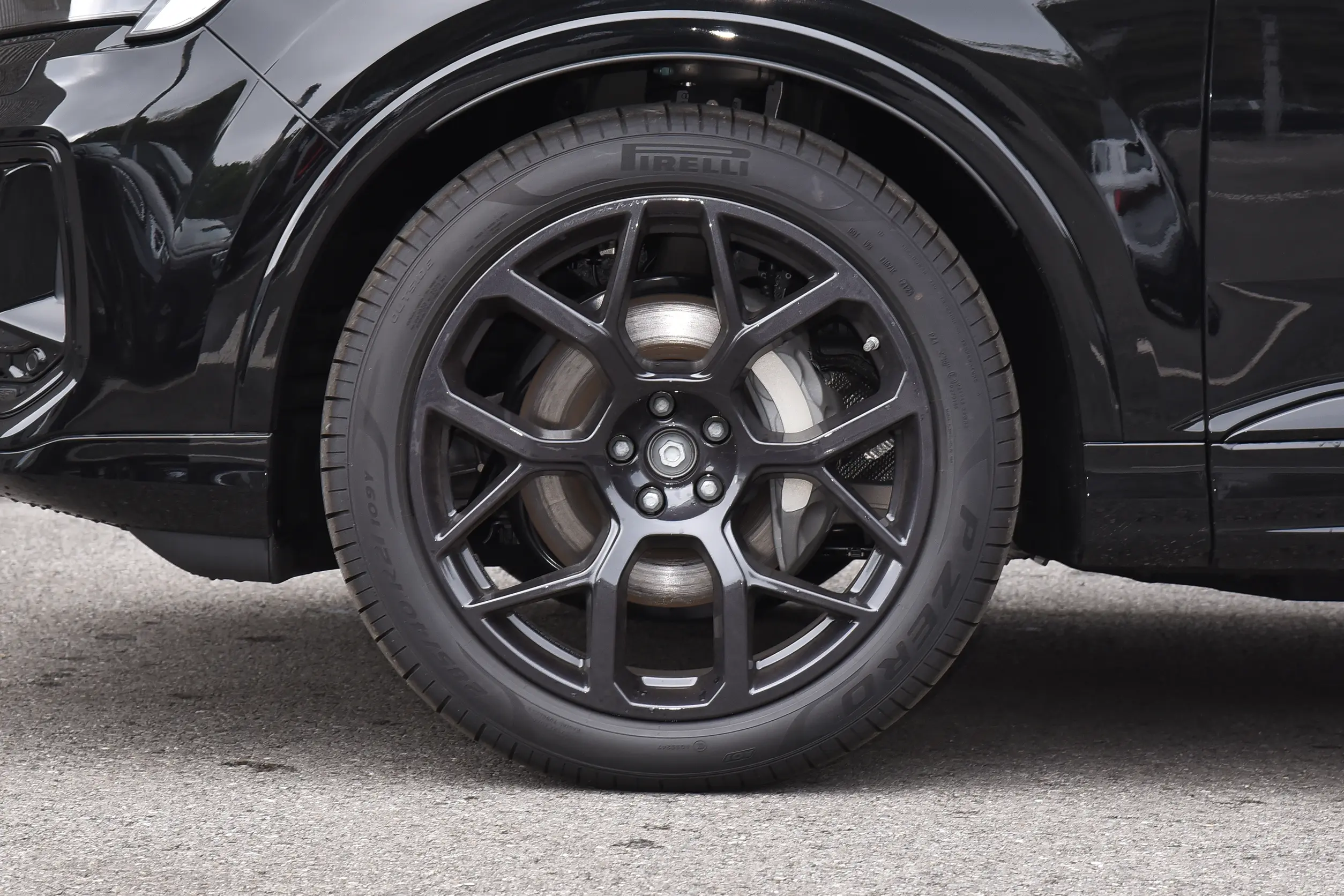 Audi Q7: купить под заказ из Китая