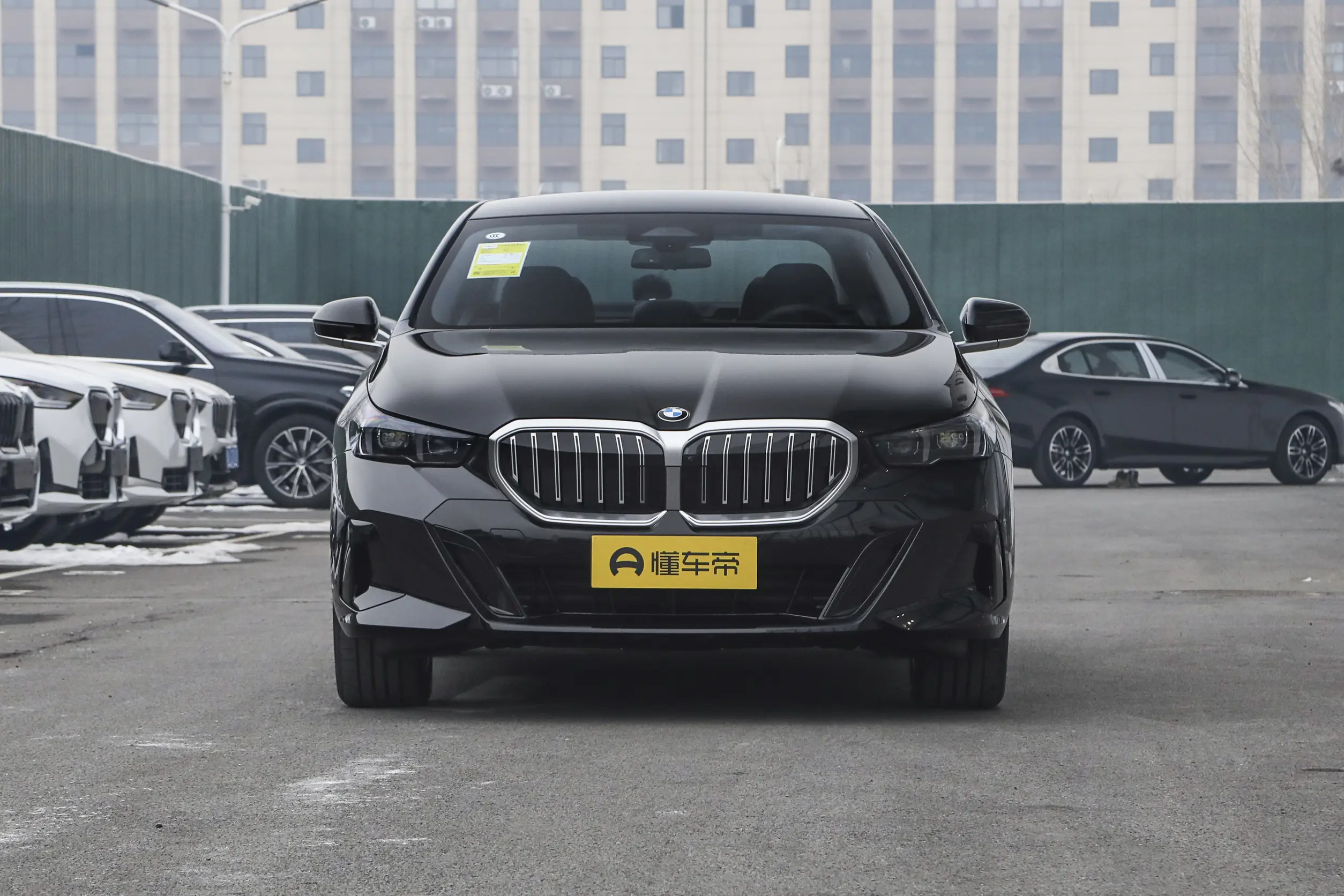 BMW 5 Series L (китайская сборка): купить под заказ из Китая