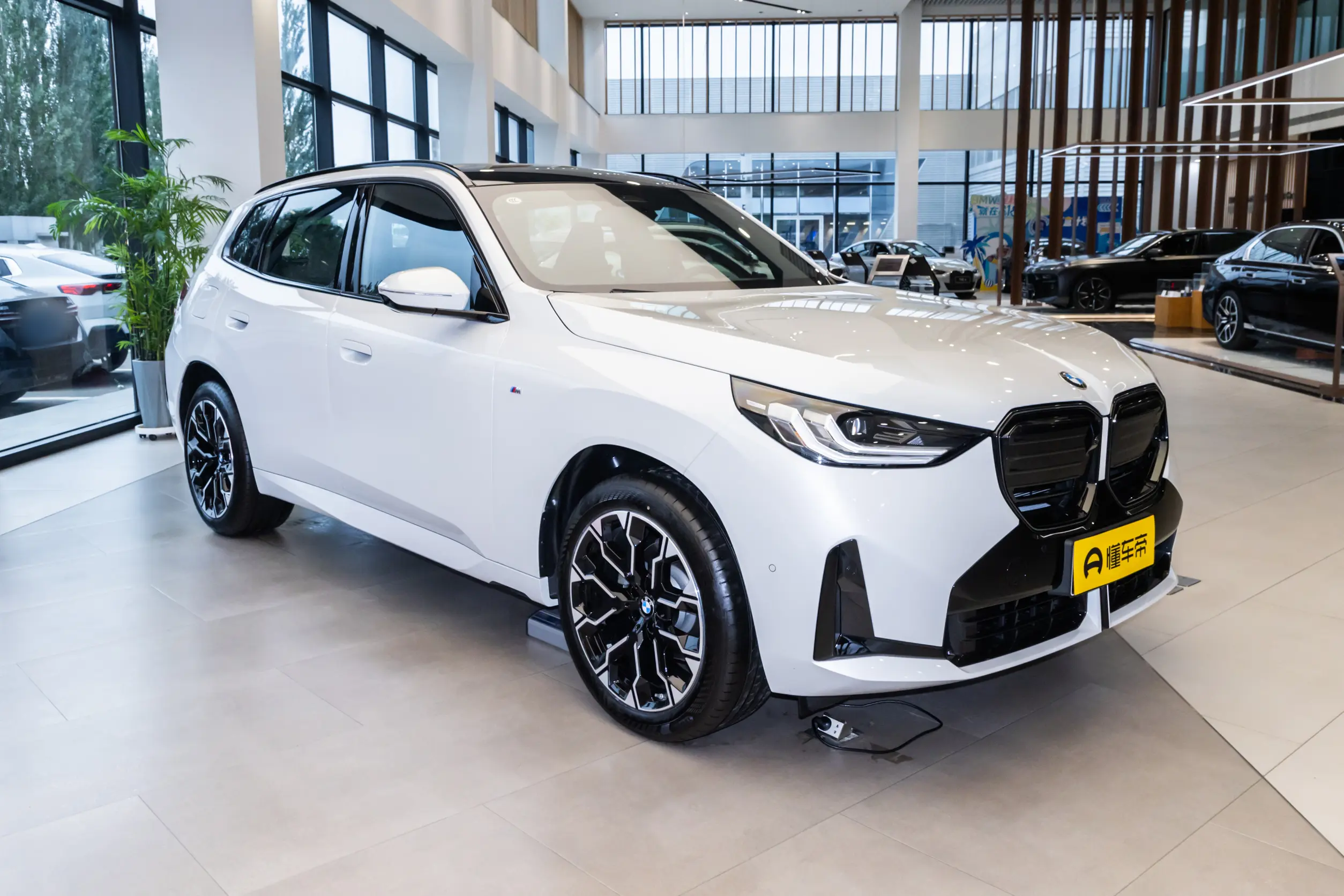 BMW X3 L (китайская сборка): купить под заказ из Китая