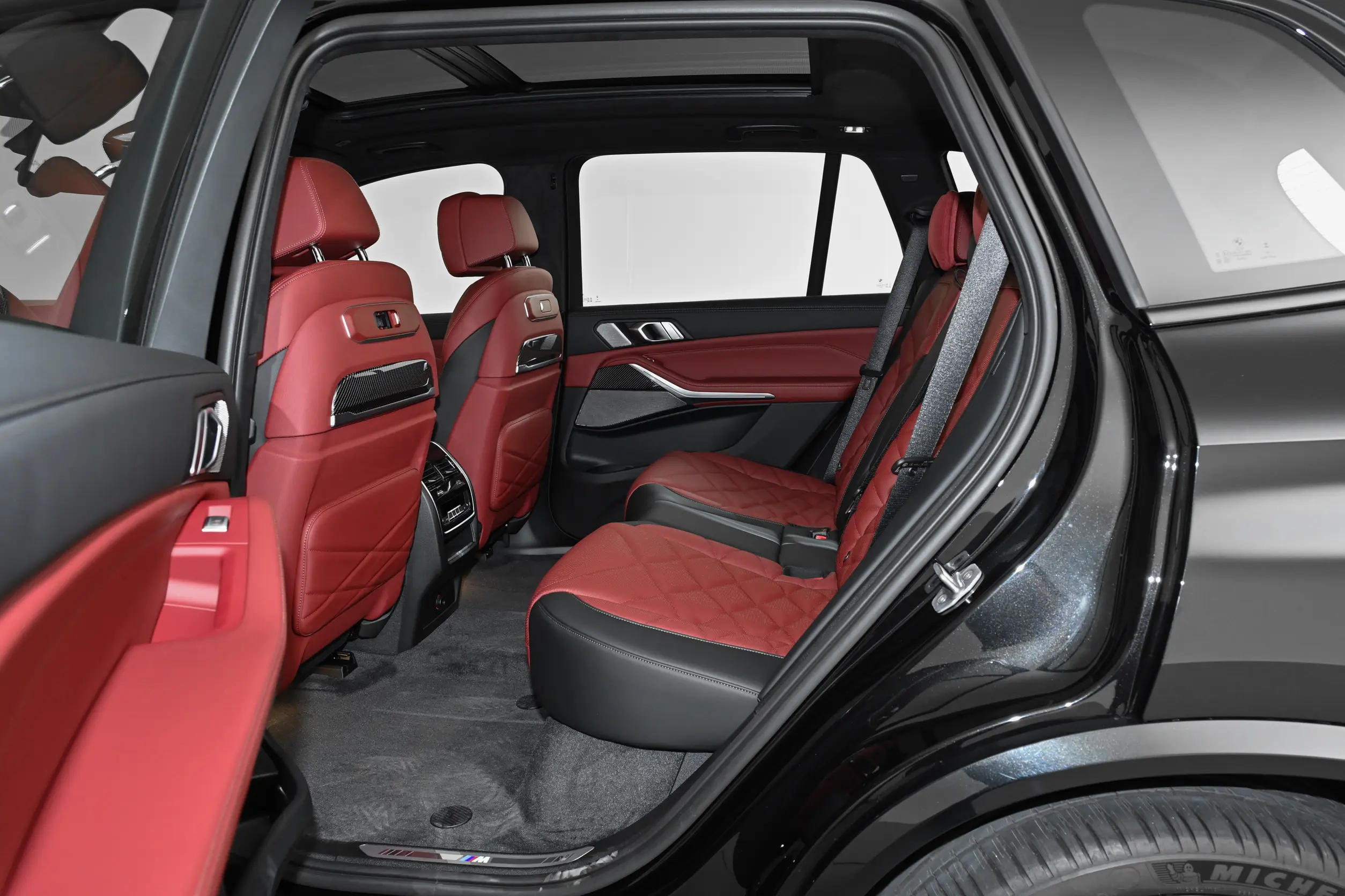 BMW X5 L (китайская сборка): купить под заказ из Китая