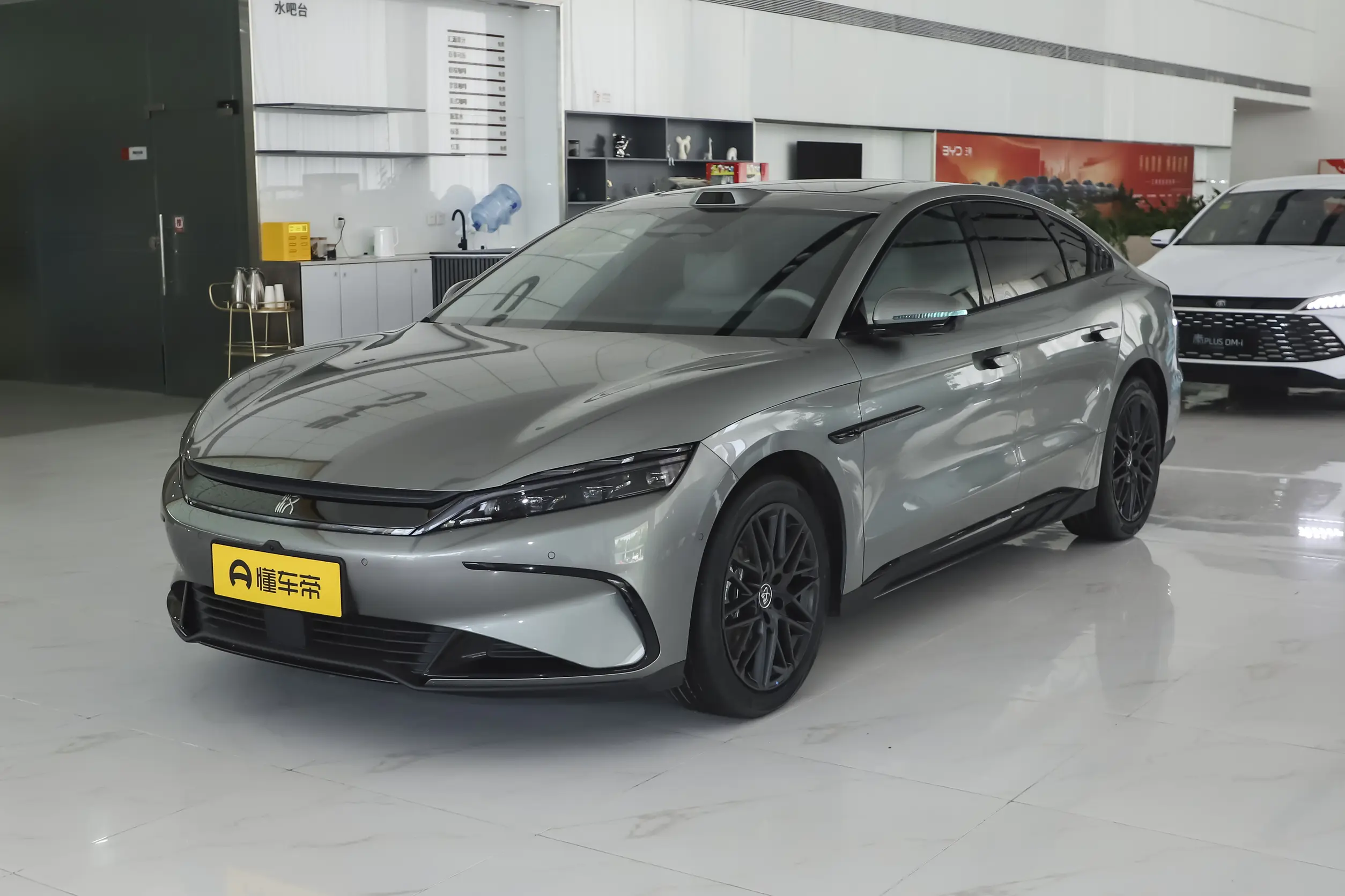 BYD Han: купить под заказ из Китая