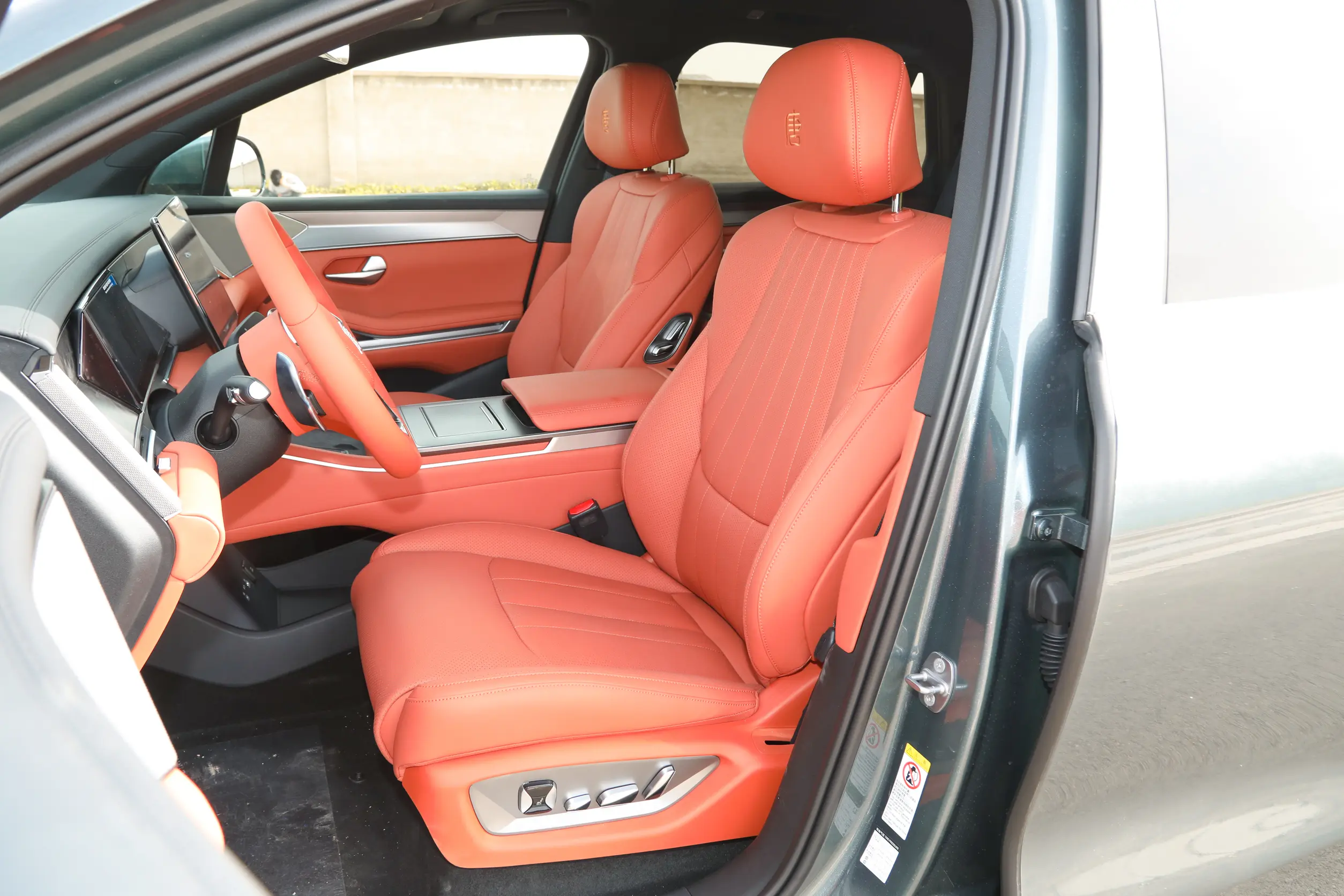 BYD Tang: купить под заказ из Китая