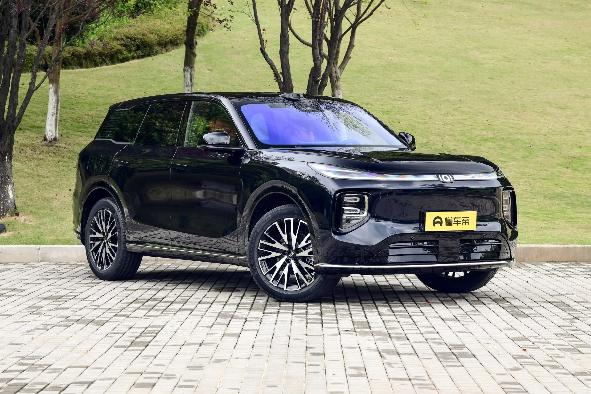 Changan Qiyuan Q07: купить под заказ из Китая