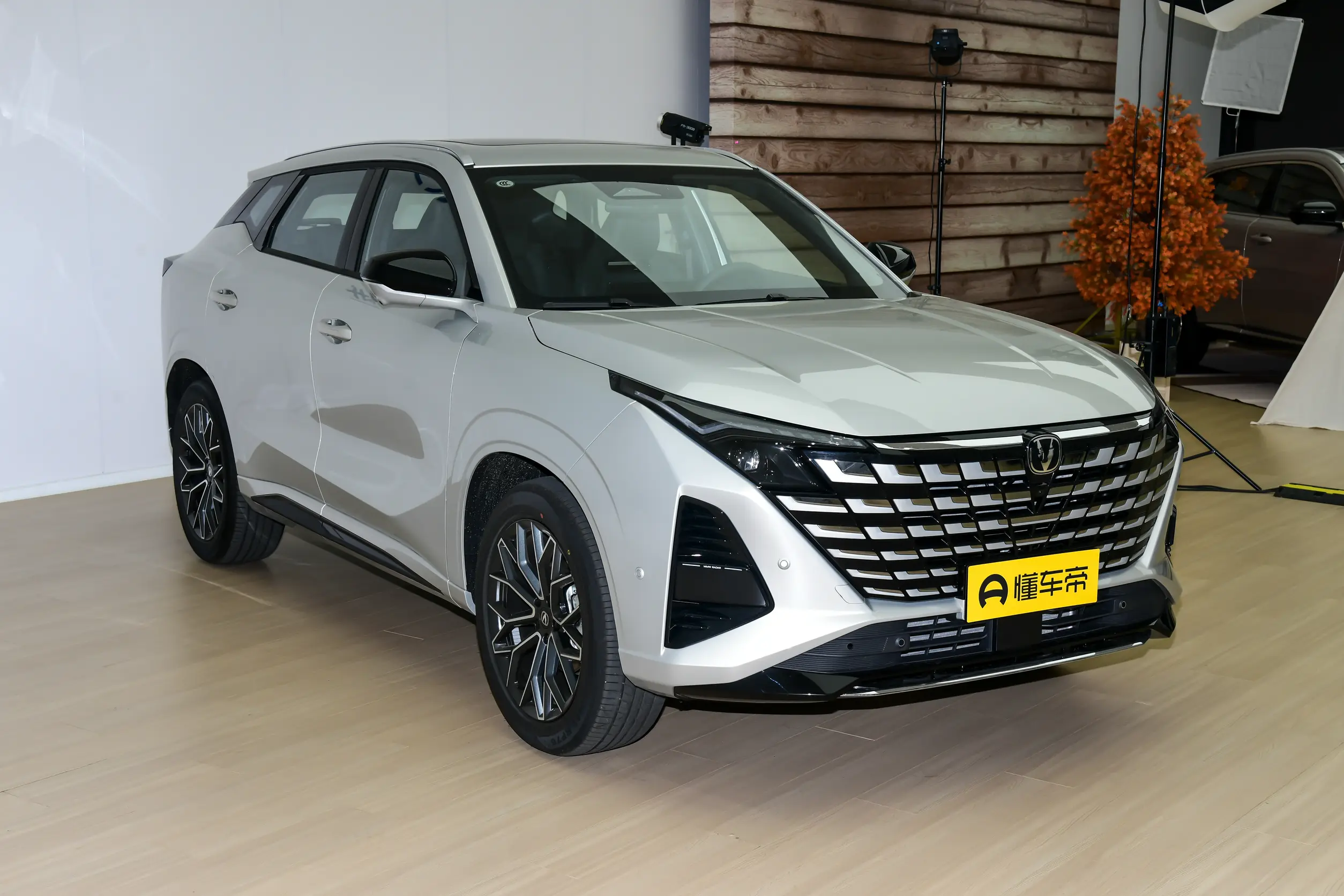 Changan UNI-Z: купить под заказ из Китая