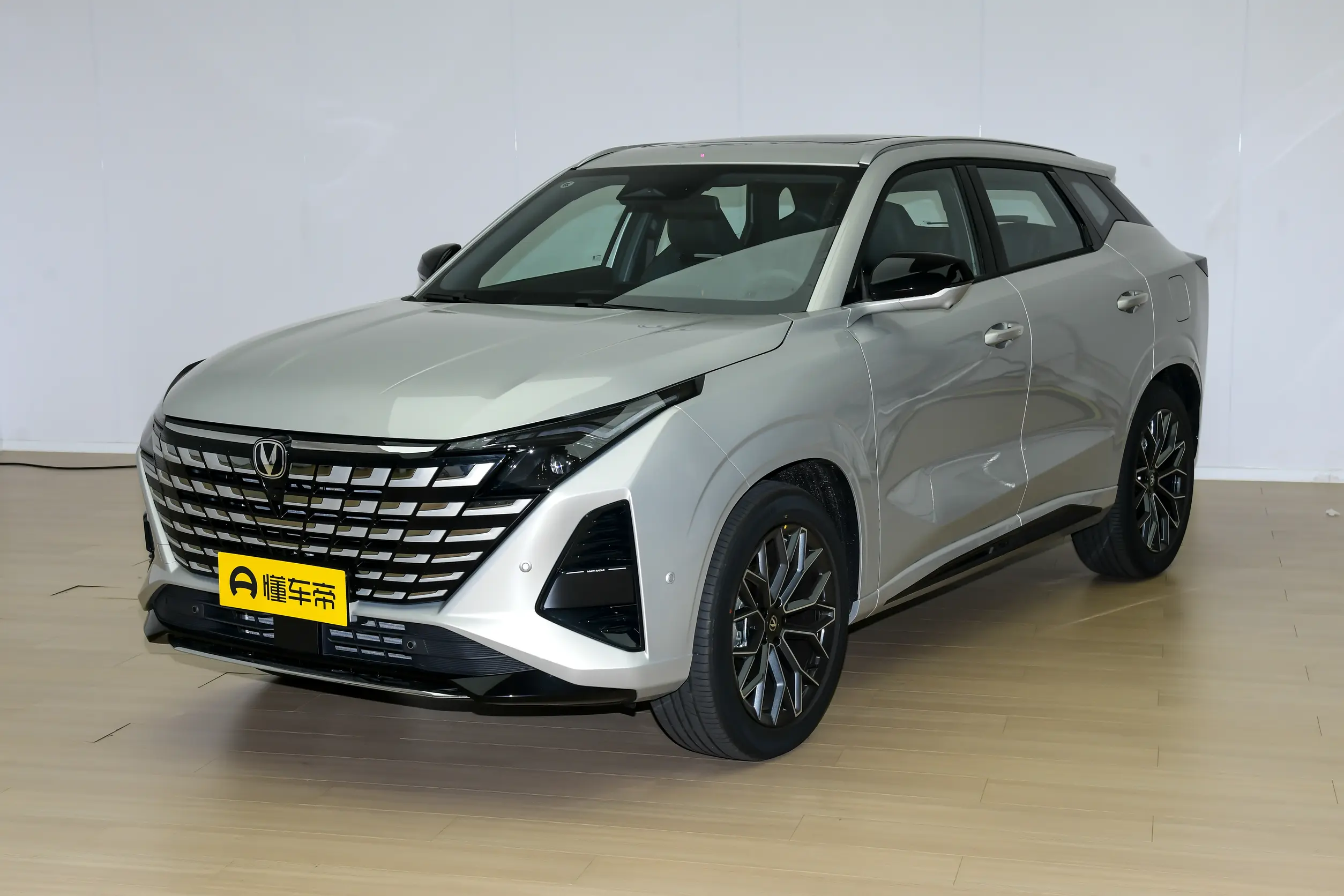 Changan UNI-Z: купить под заказ из Китая