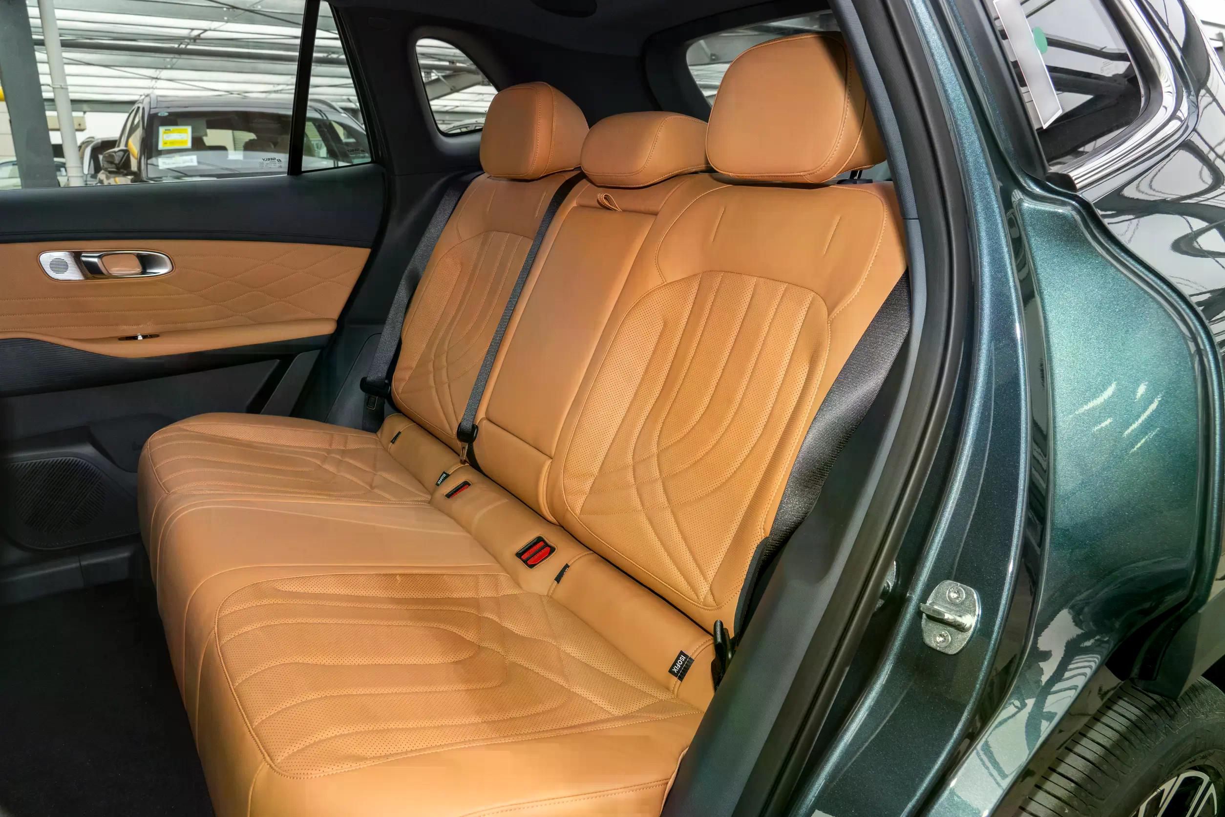 Geely Galaxy Starship 7: купить под заказ из Киргизии