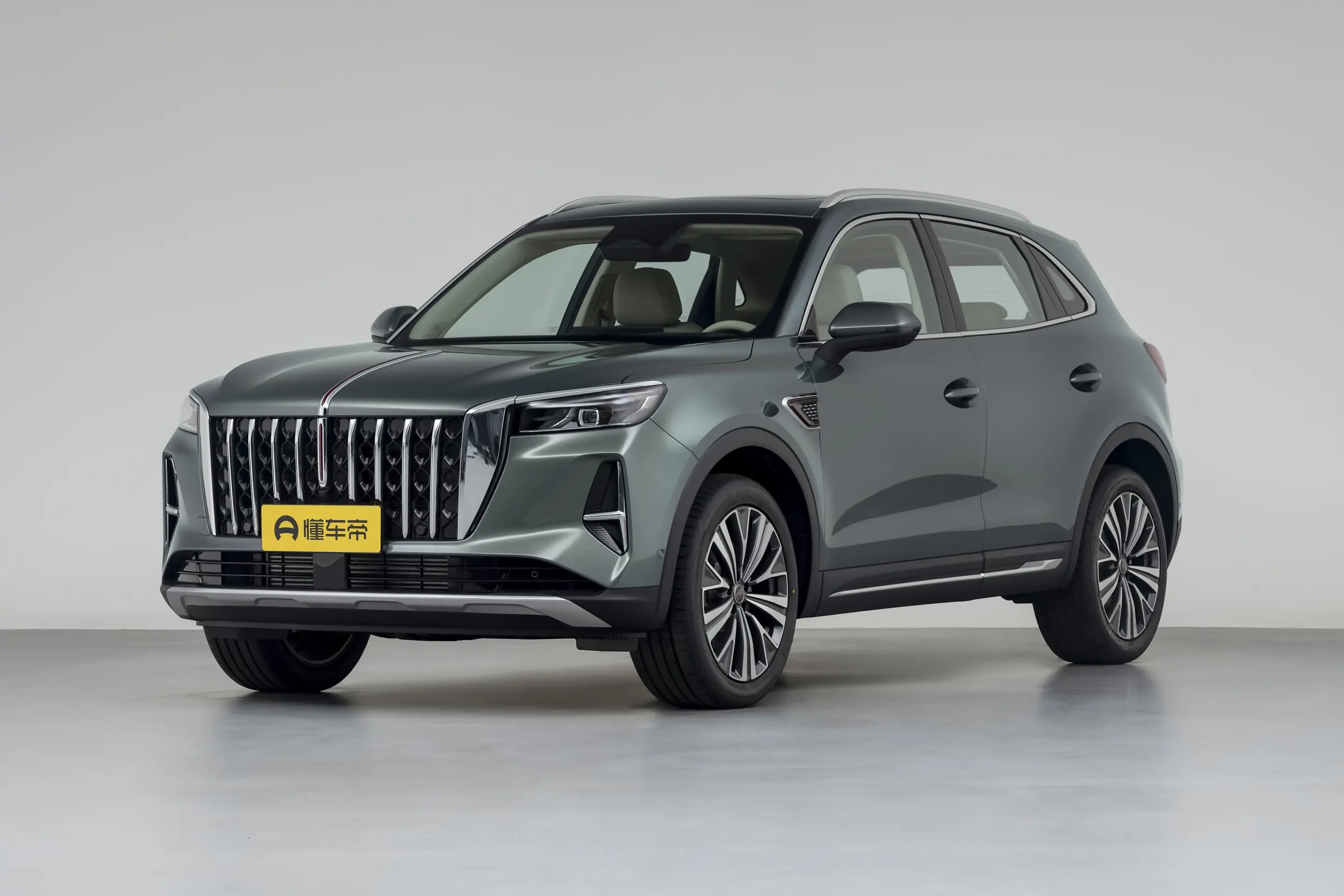 Hongqi HS5: купить под заказ из Китая