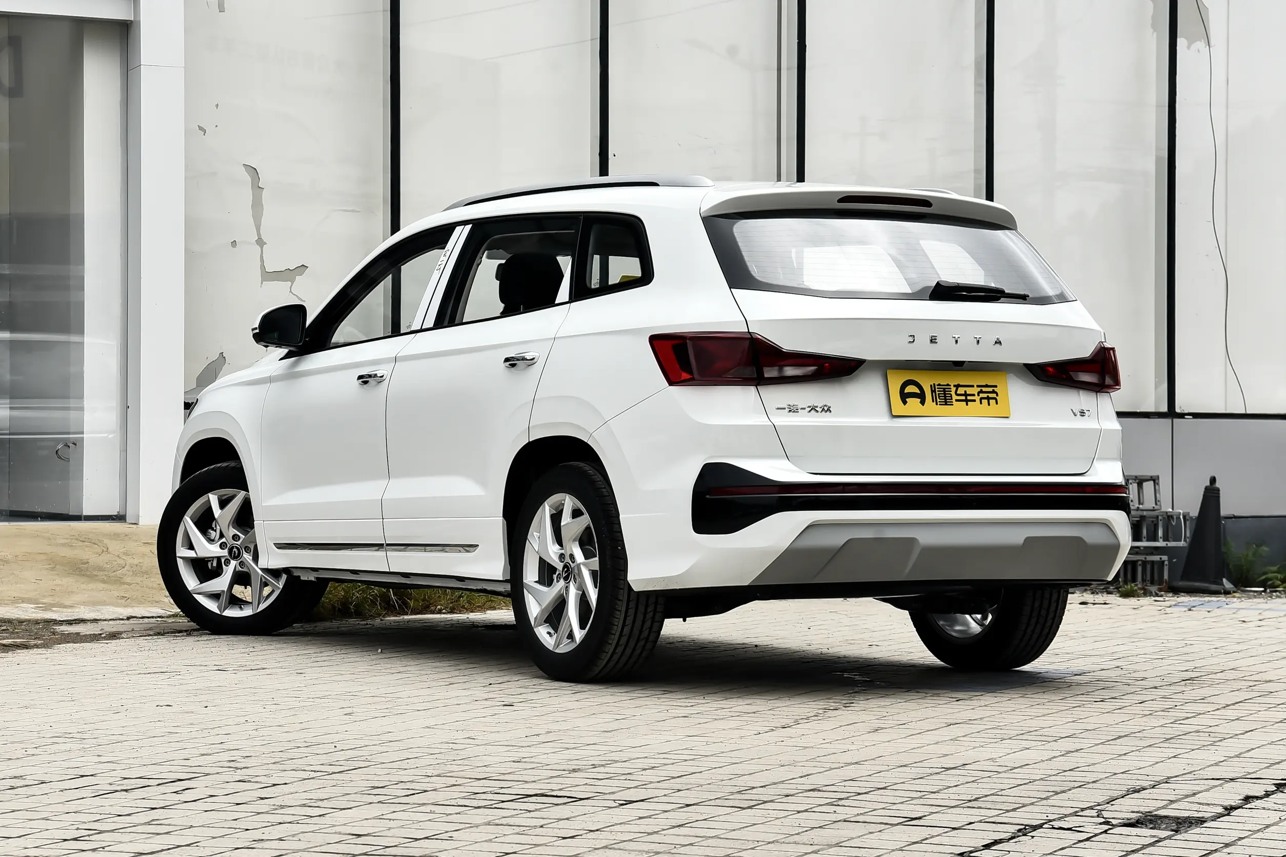 Jetta VS7: купить под заказ из Китая