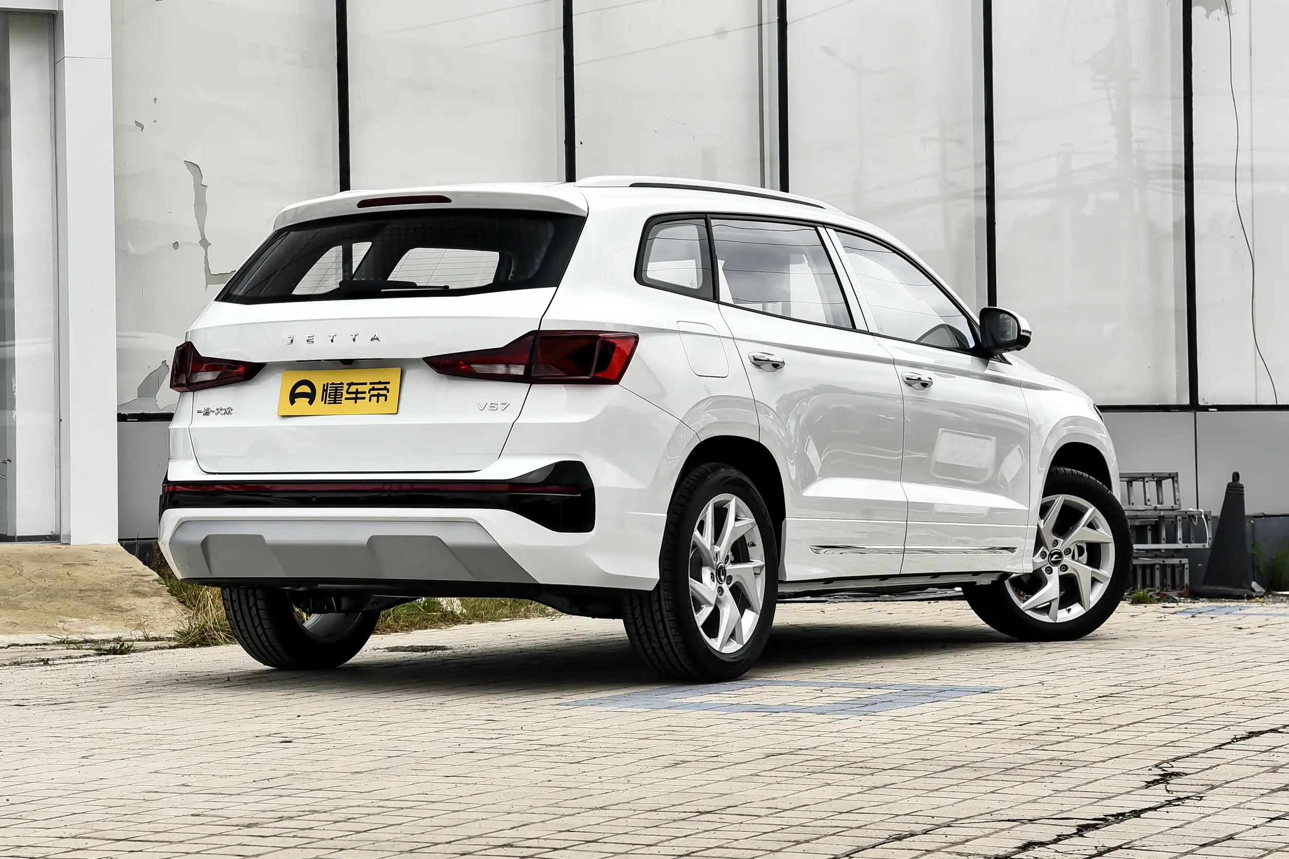 Jetta VS7: купить под заказ из Китая