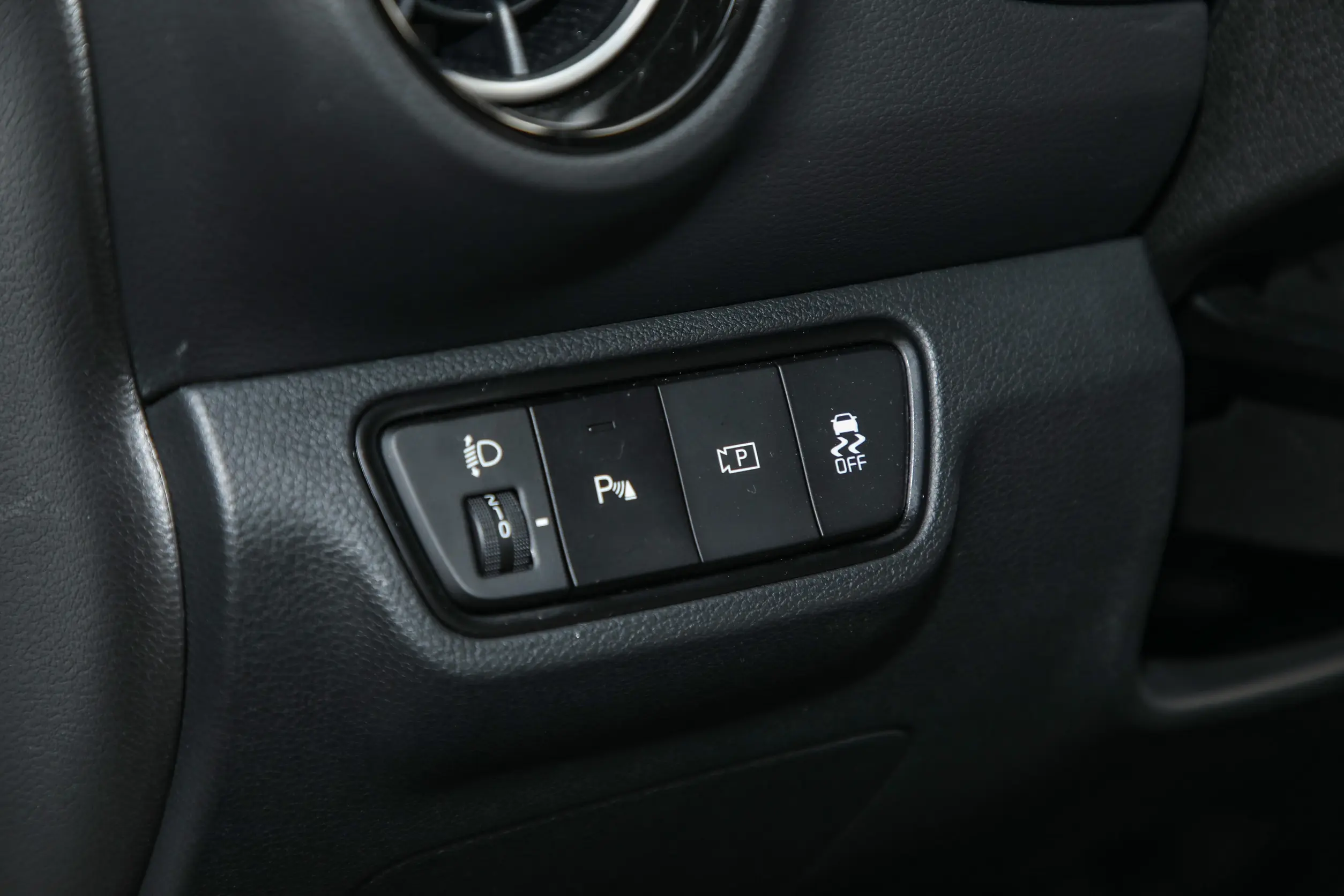 Kia K3: купить под заказ из Китая