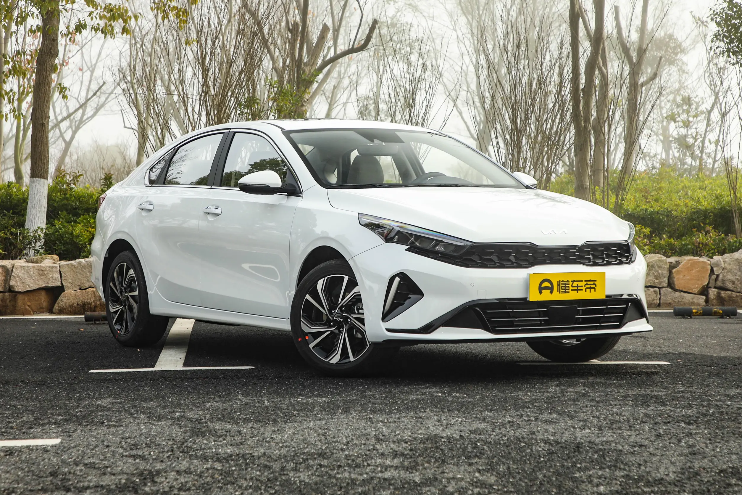 Kia K3: купить под заказ из Китая