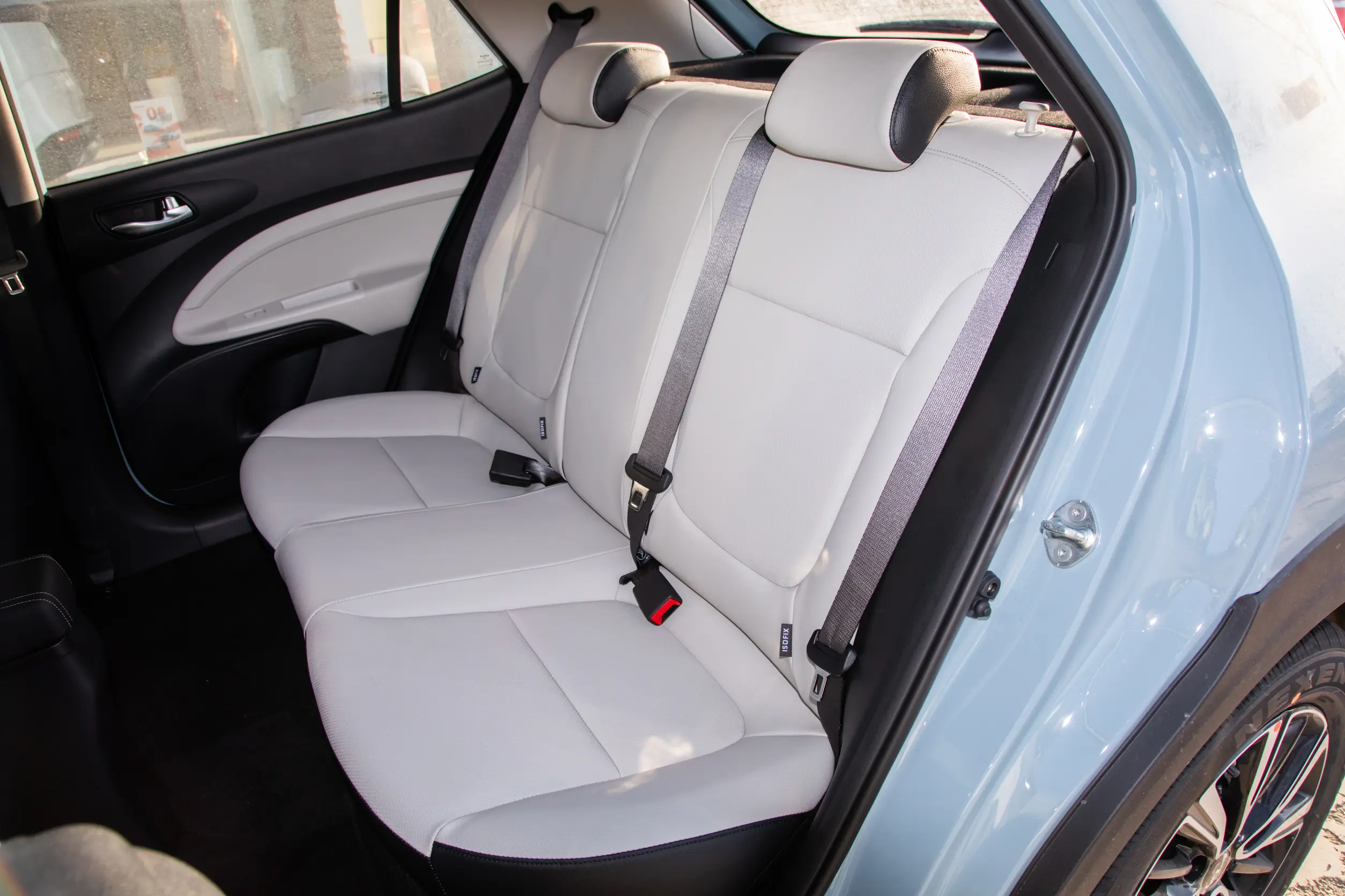 Kia Kx1: купить под заказ из Китая