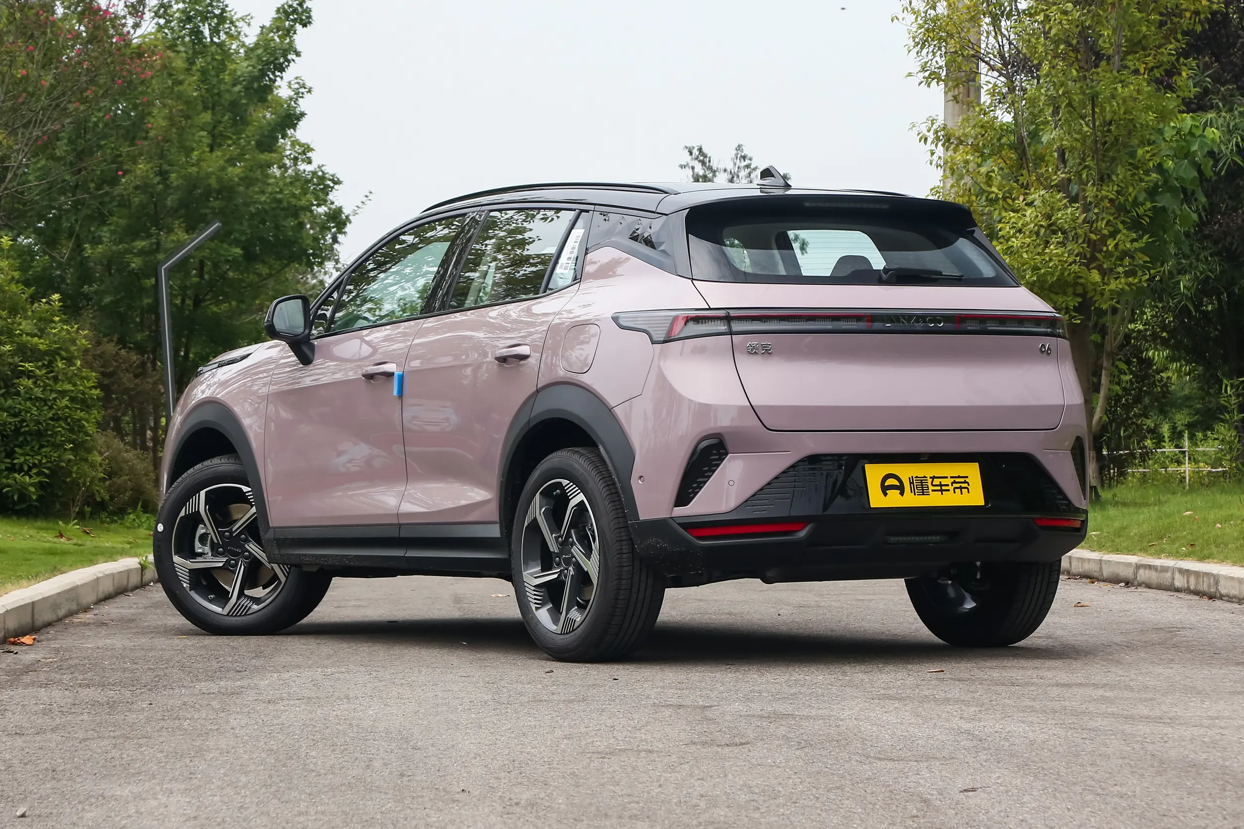 Lynk&Co 06 Ultra: купить под заказ из Китая