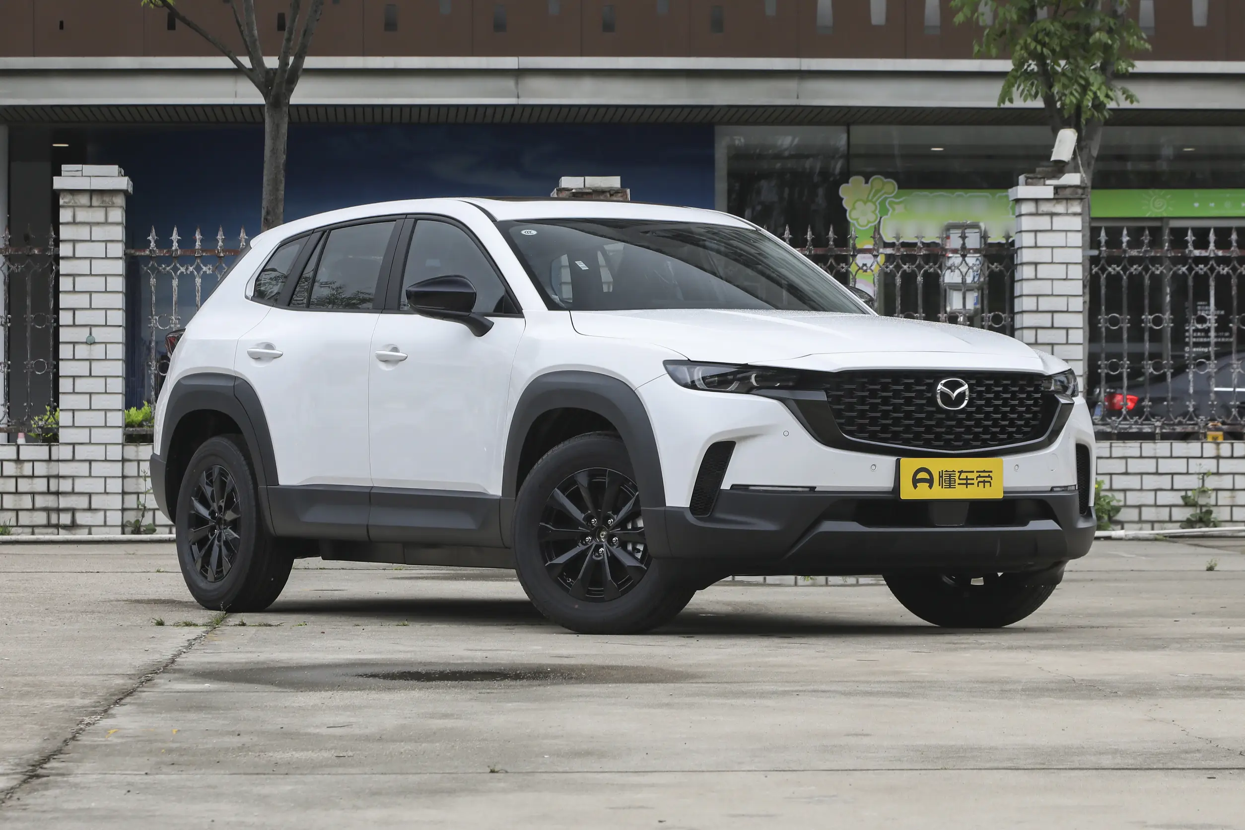 Mazda CX-50: купить под заказ из Китая