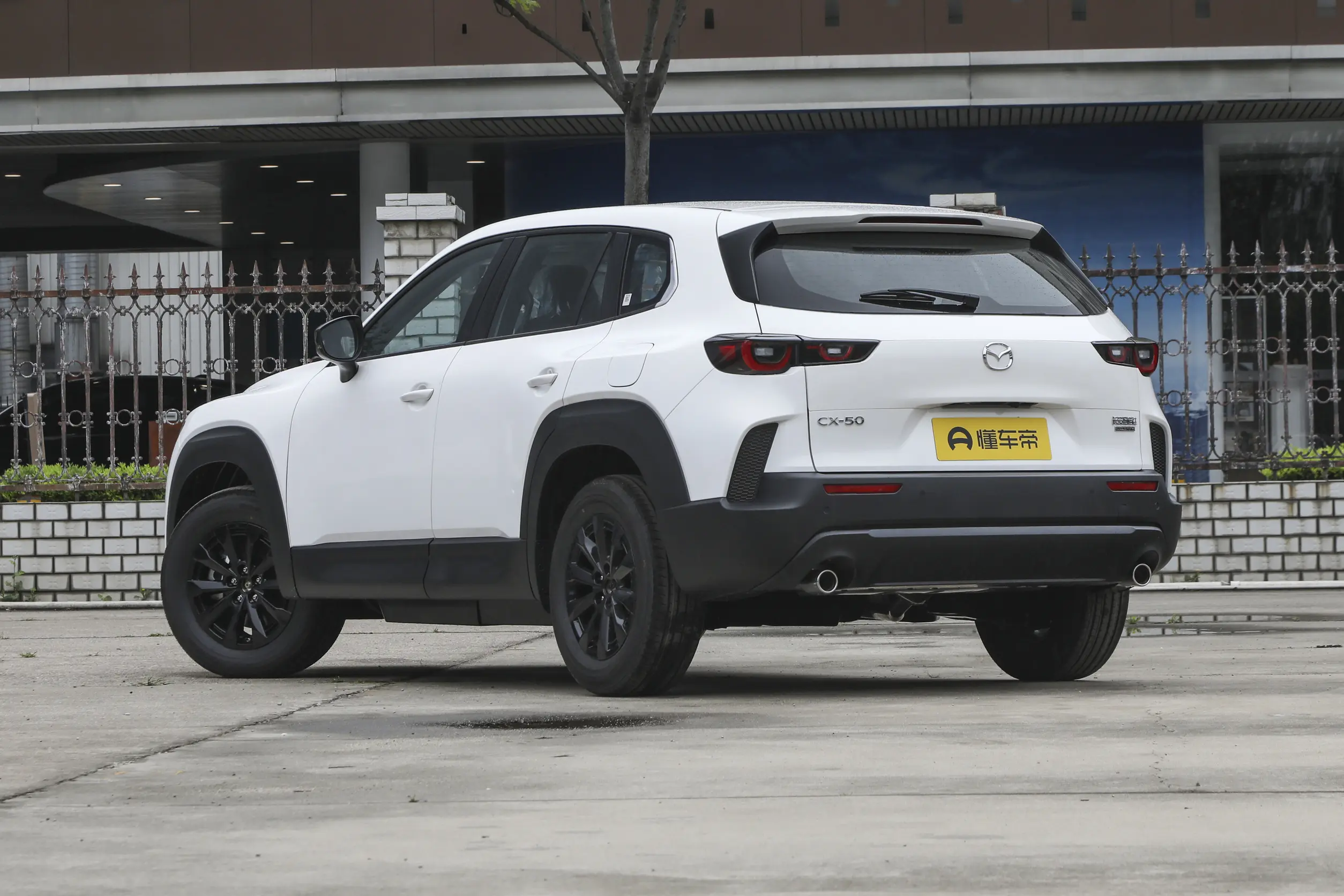 Mazda CX-50: купить под заказ из Китая