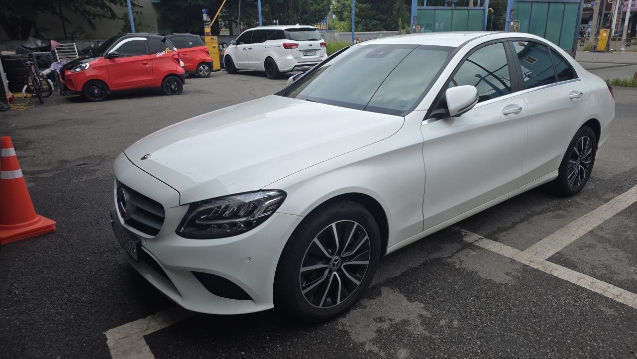 Mercedes-Benz C200: авто из Кореи под ключ