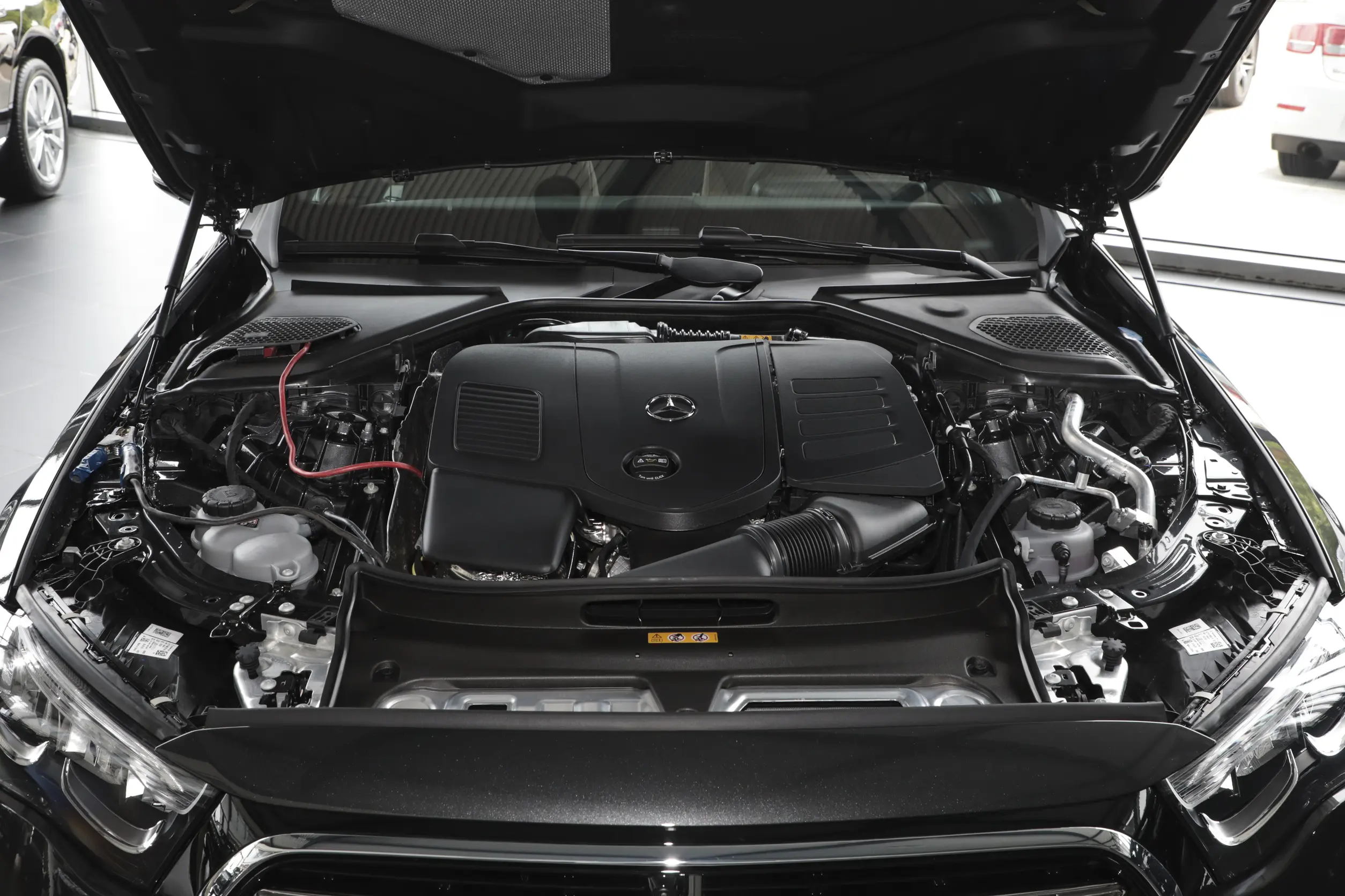 Mercedes-Benz E-Class L (китайская сборка): купить под заказ из Китая