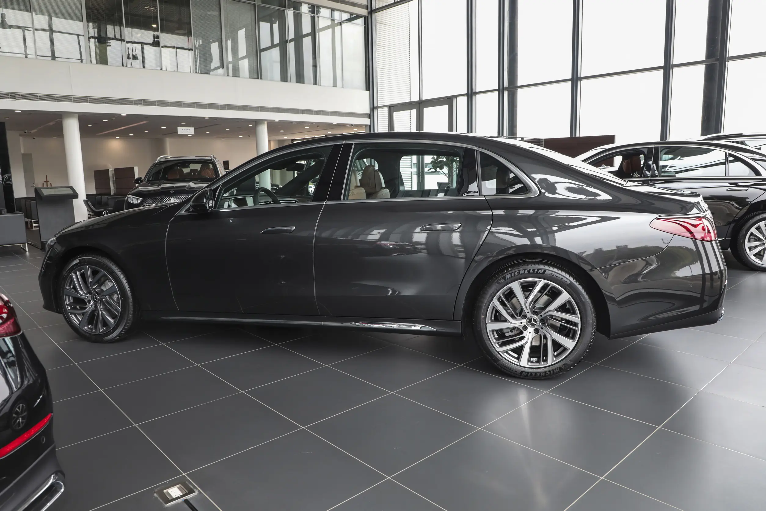 Mercedes-Benz E-Class L (китайская сборка): купить под заказ из Китая