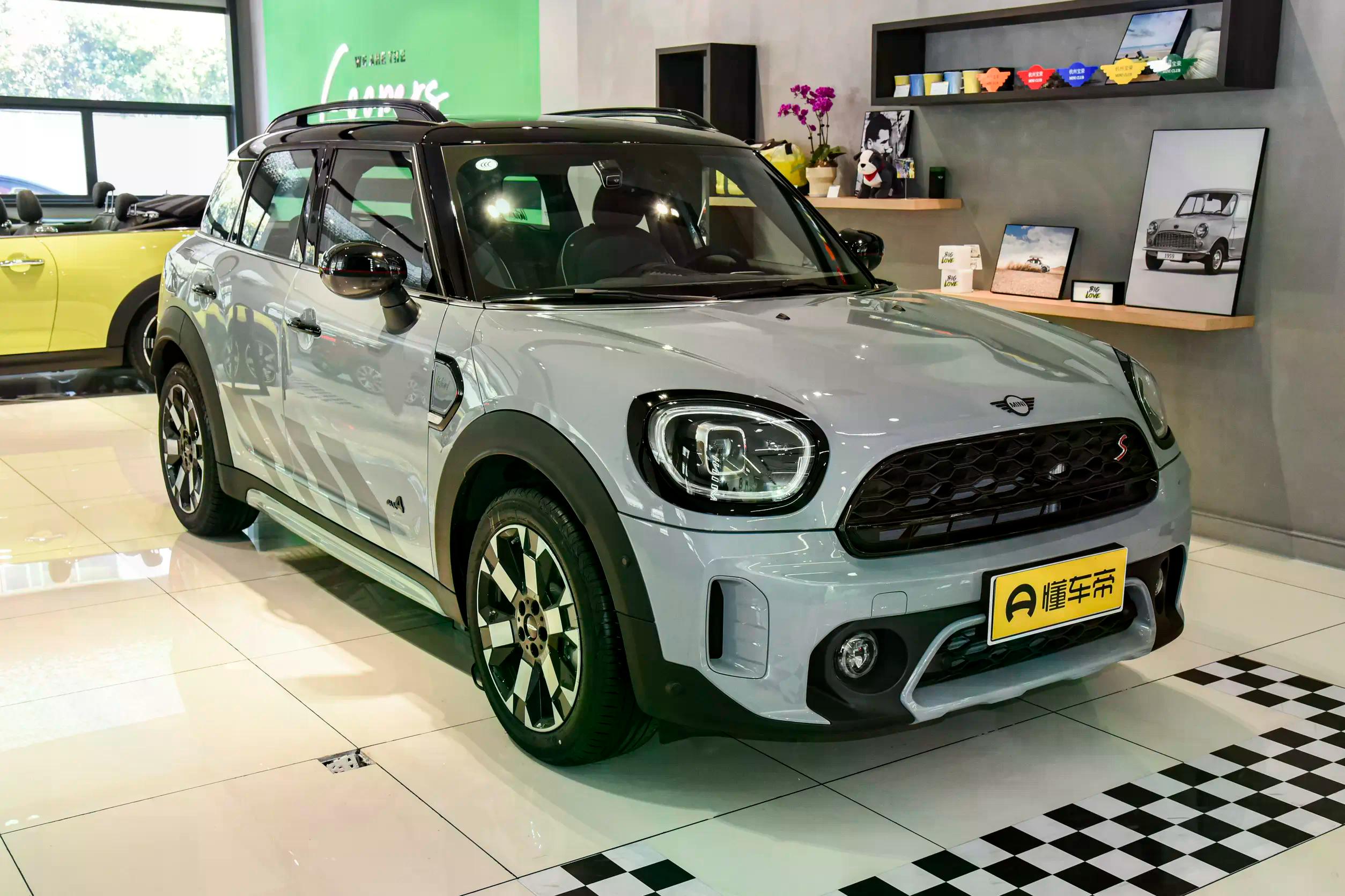 Mini Countryman: купить под заказ из Киргизии