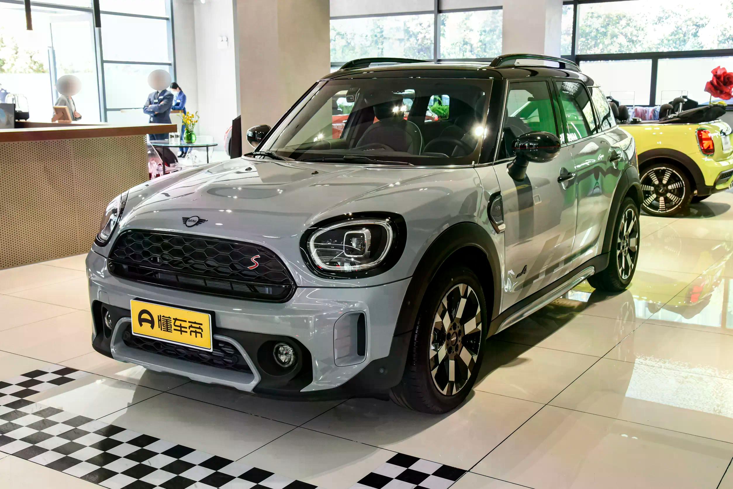 Mini Countryman: купить под заказ из Киргизии