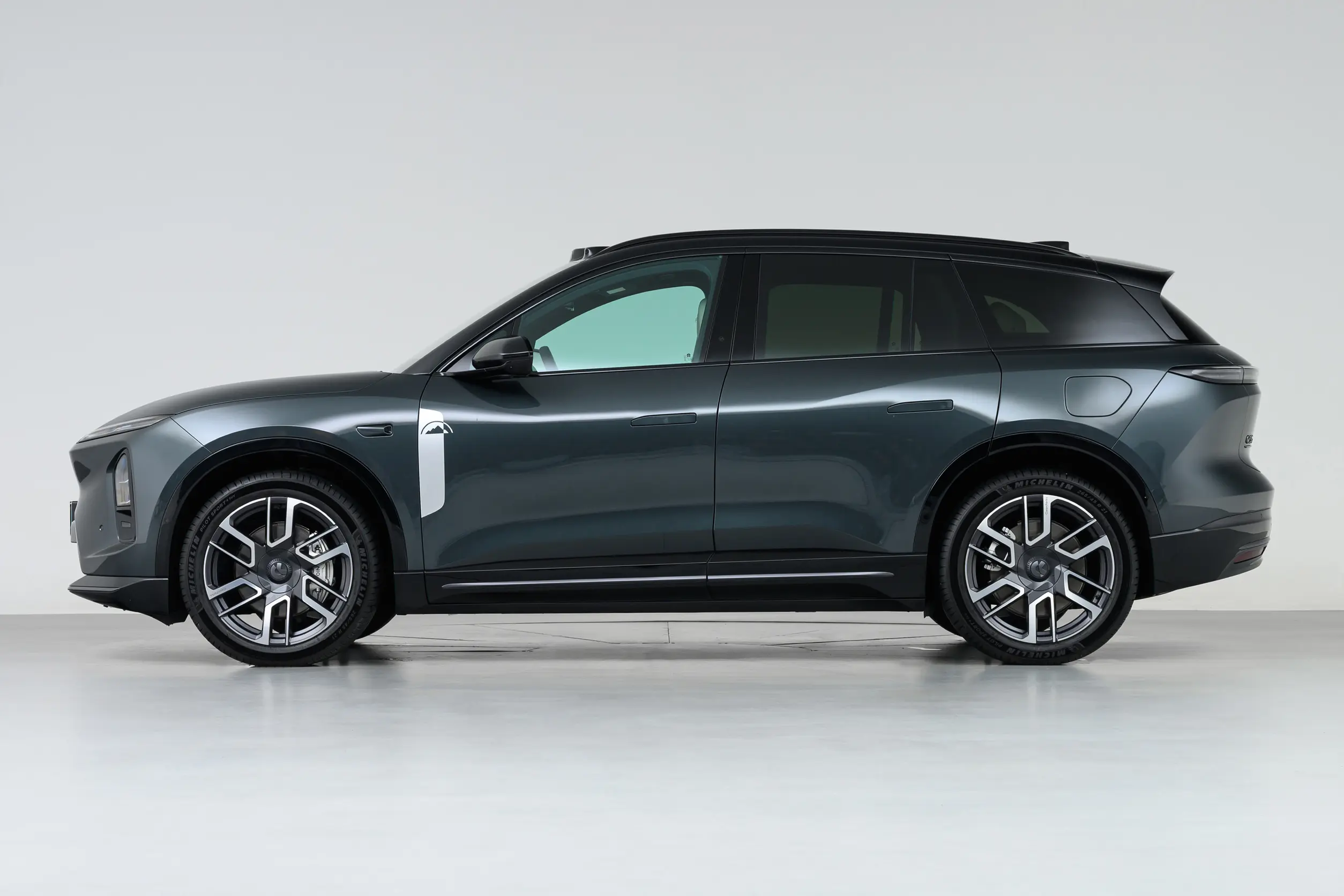 Nio ES6: купить под заказ из Китая