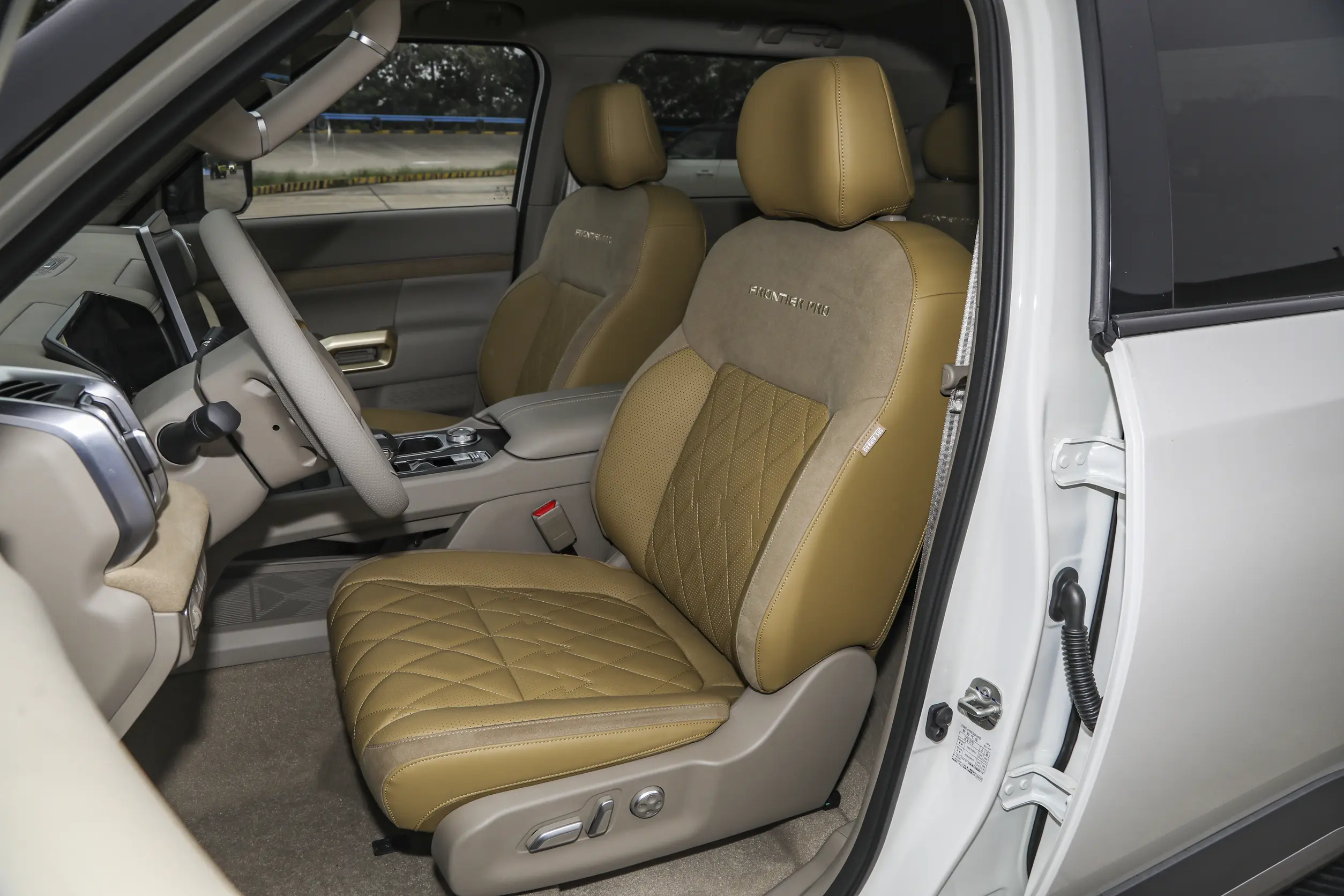Nissan Frontier Pro: купить под заказ из Киргизии