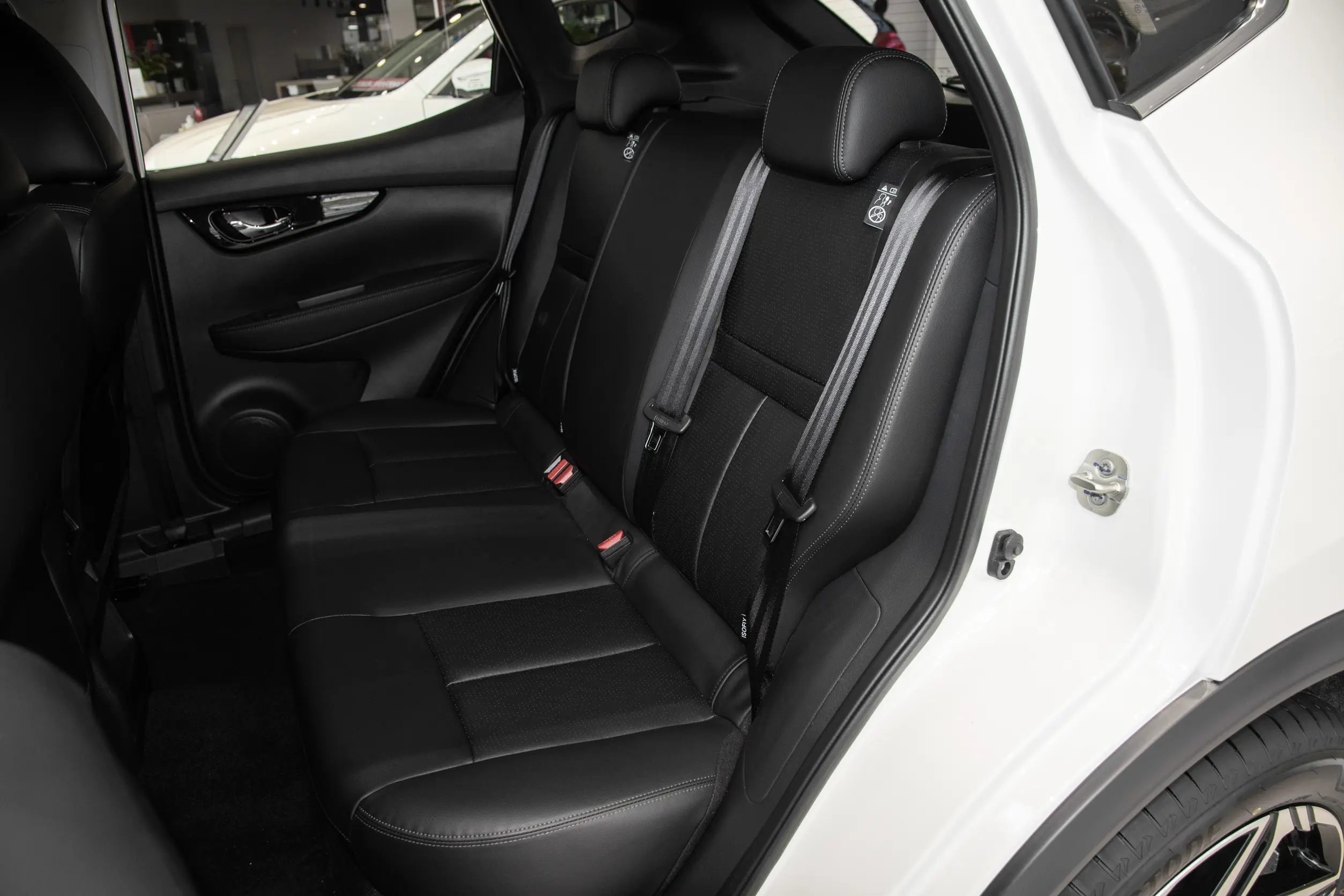 Nissan Qashqai: купить под заказ из Китая