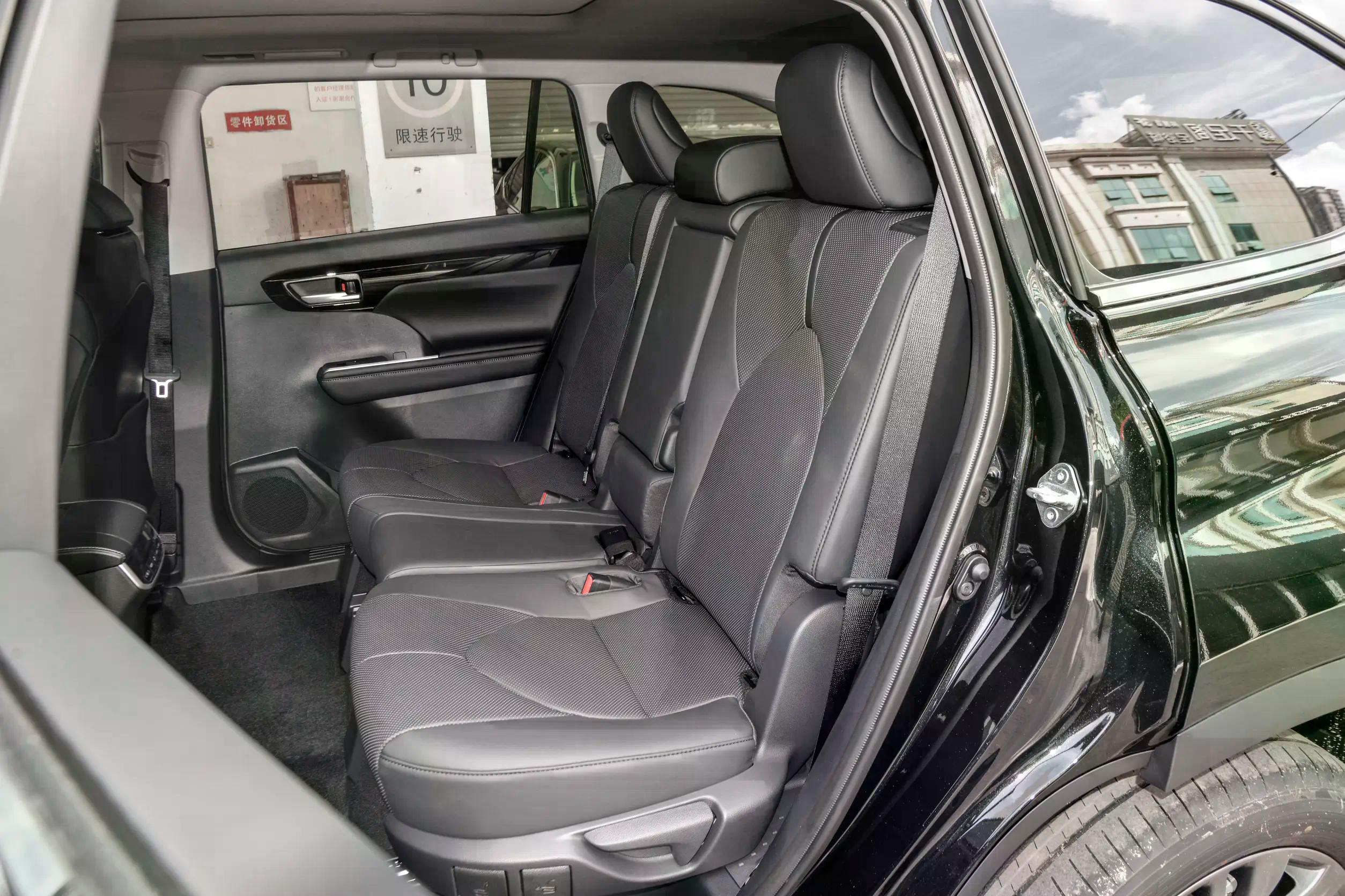 Toyota Highlander: купить под заказ из Киргизии
