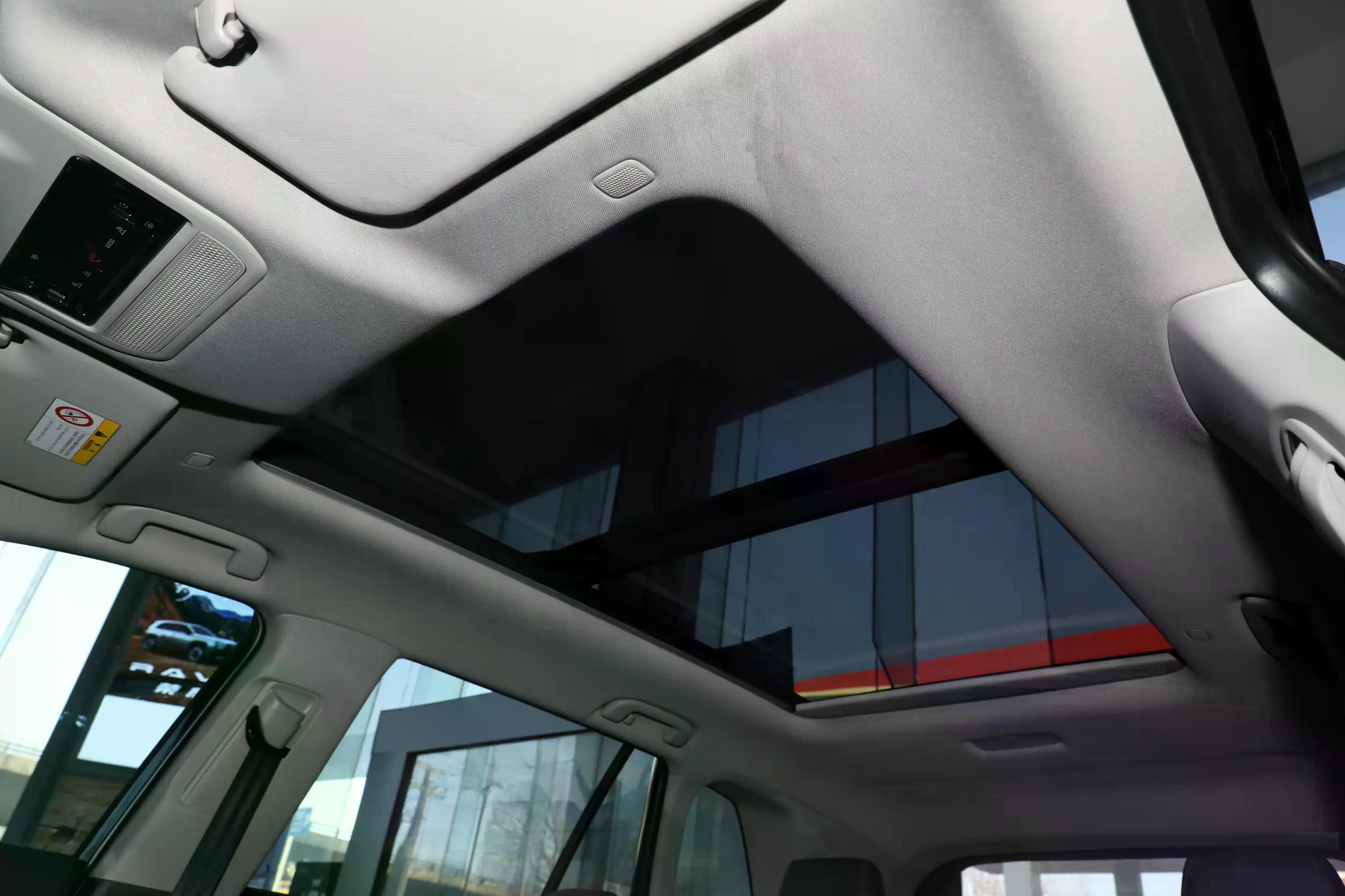 Toyota RAV4: купить под заказ из Киргизии