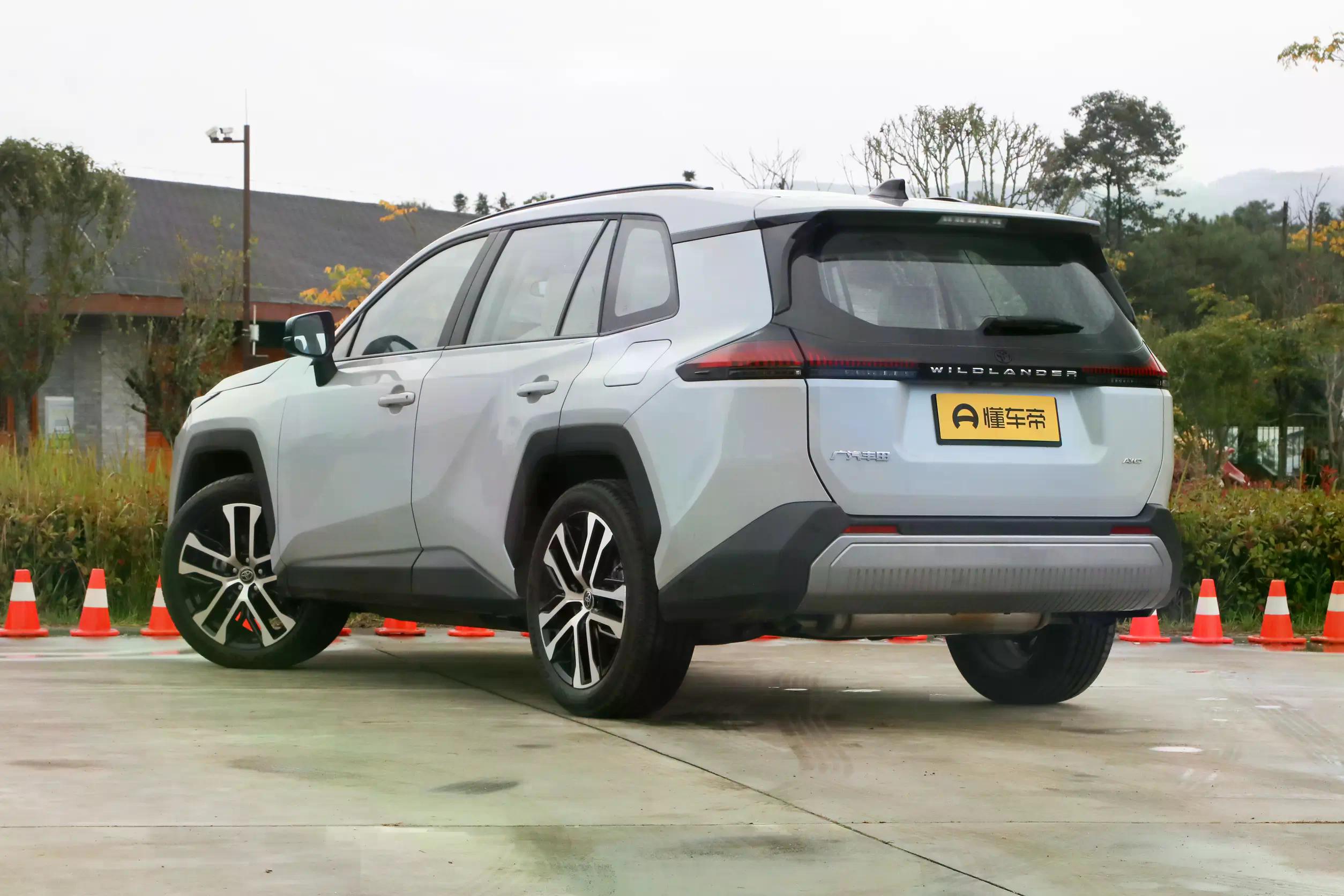 Toyota Wildlander: купить под заказ из Киргизии