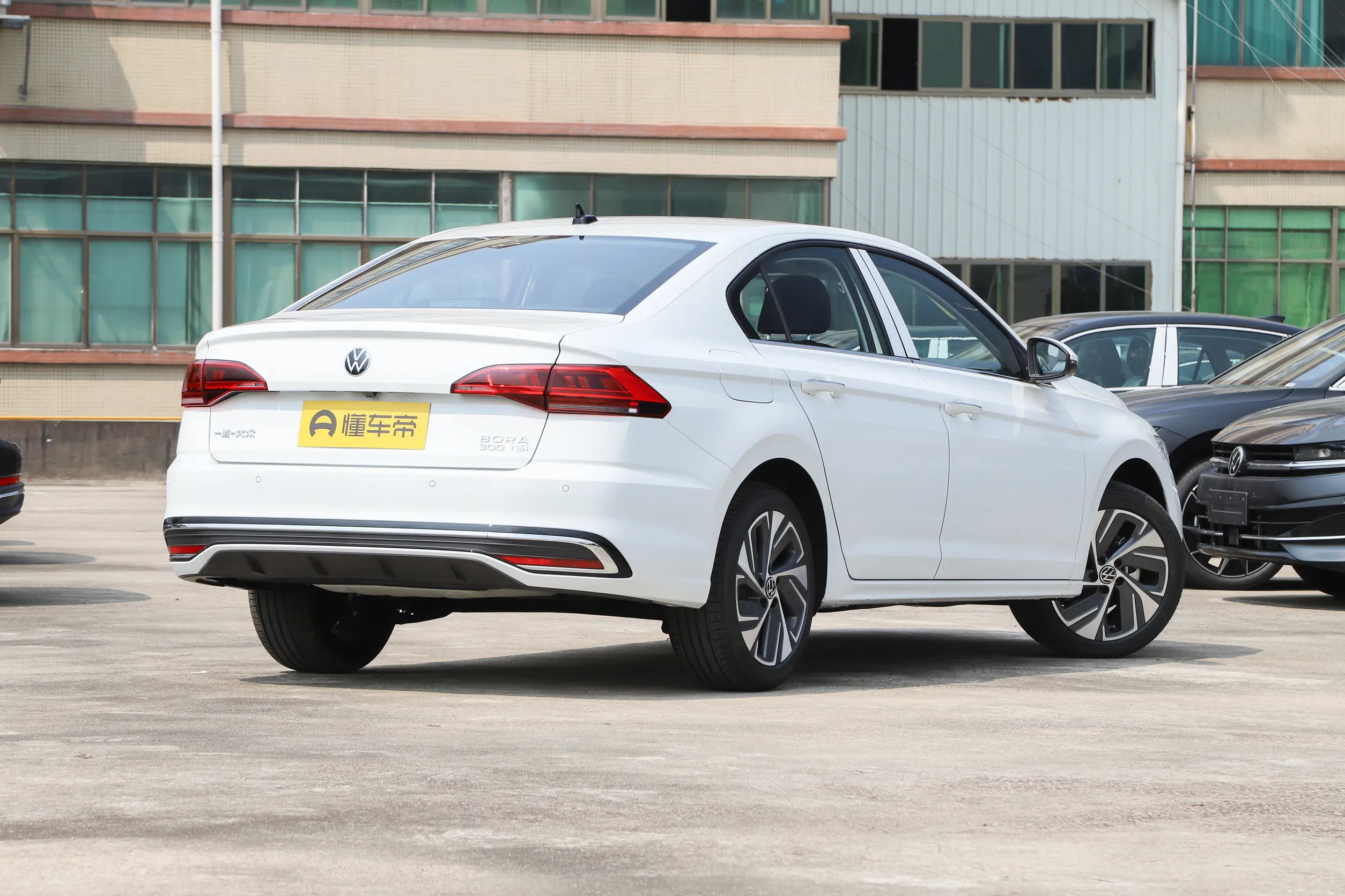 Volkswagen Bora: купить под заказ из Китая