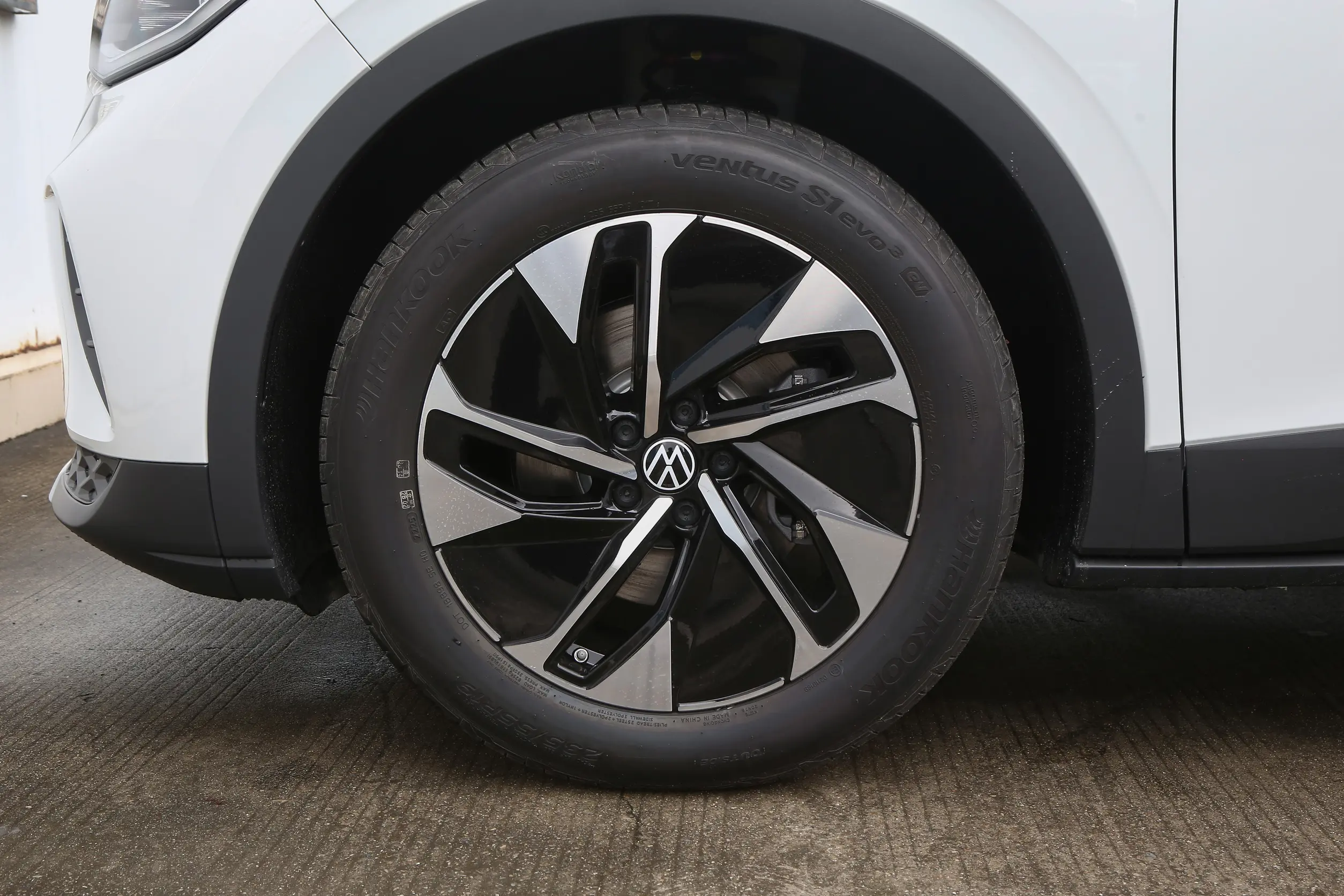 Volkswagen ID.4 Crozz: купить под заказ из Китая