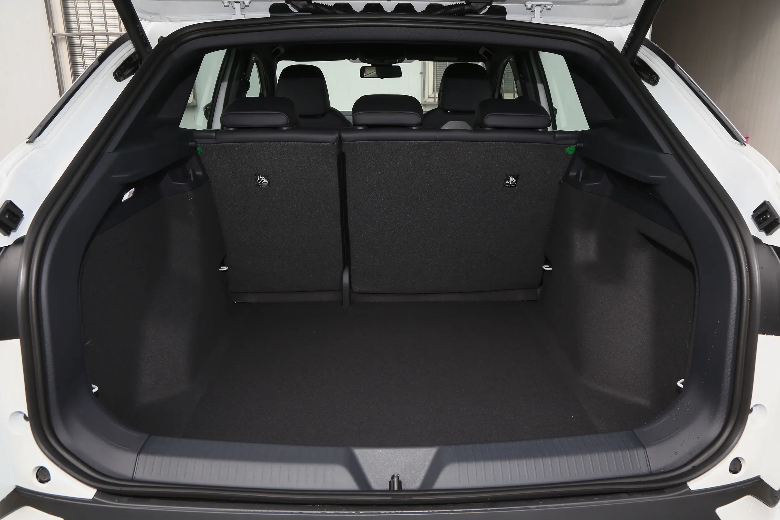Volkswagen ID.4 Crozz: купить под заказ из Китая