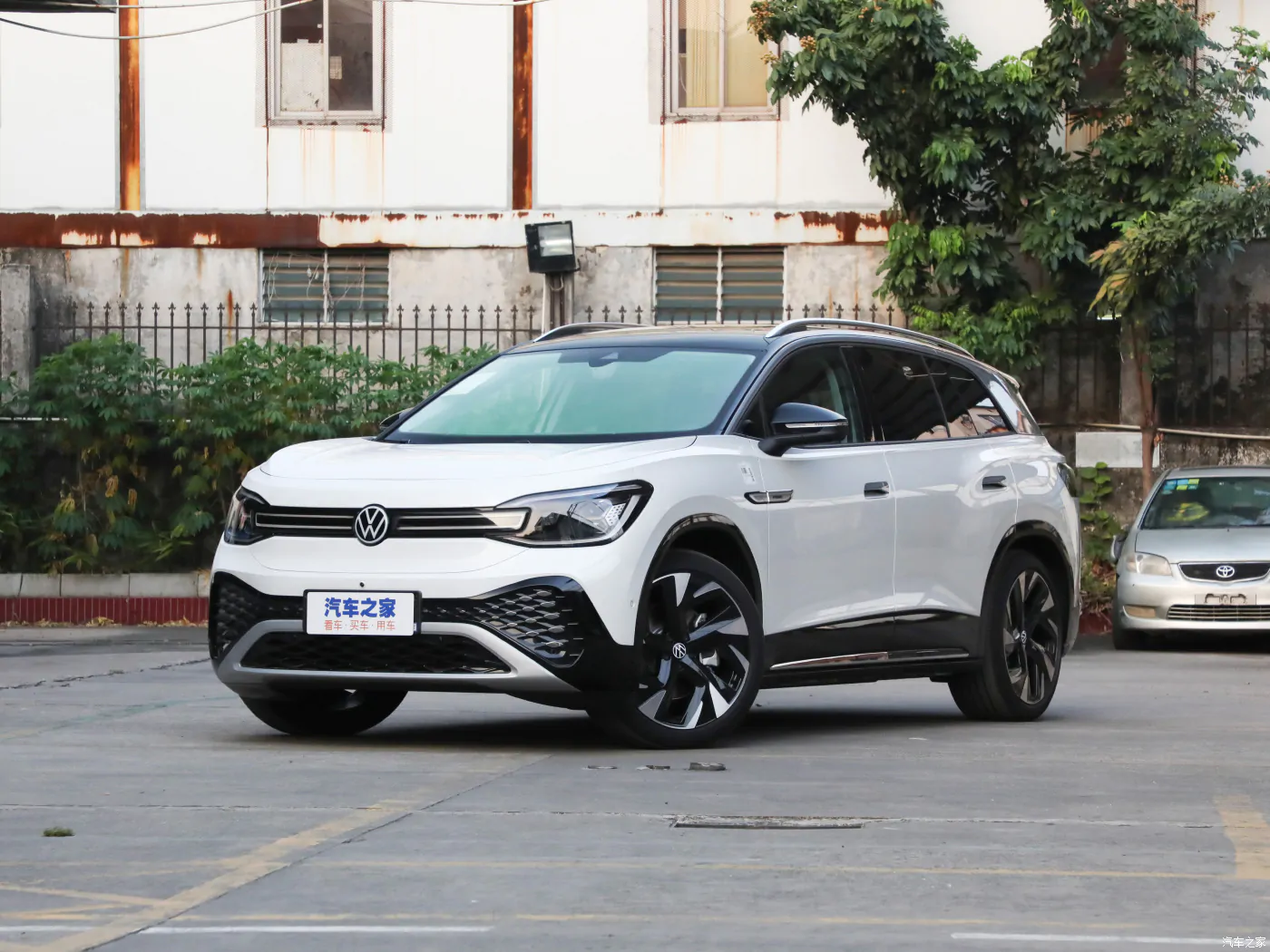Volkswagen ID.6 Crozz: купить под заказ из Китая