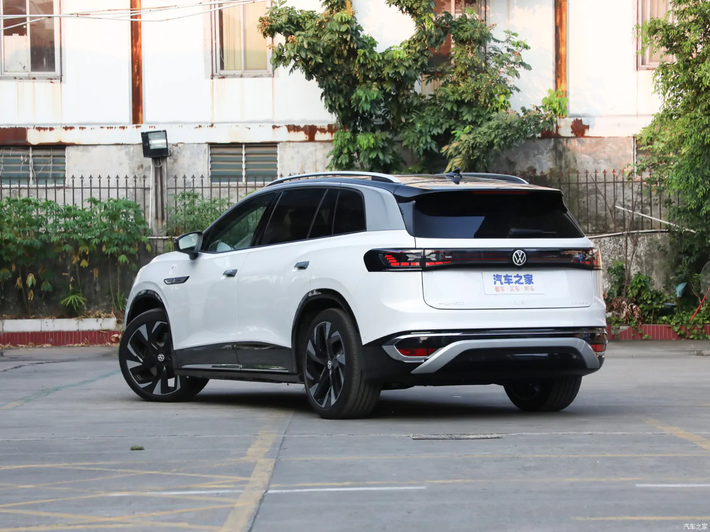 Volkswagen ID.6 Crozz: купить под заказ из Китая