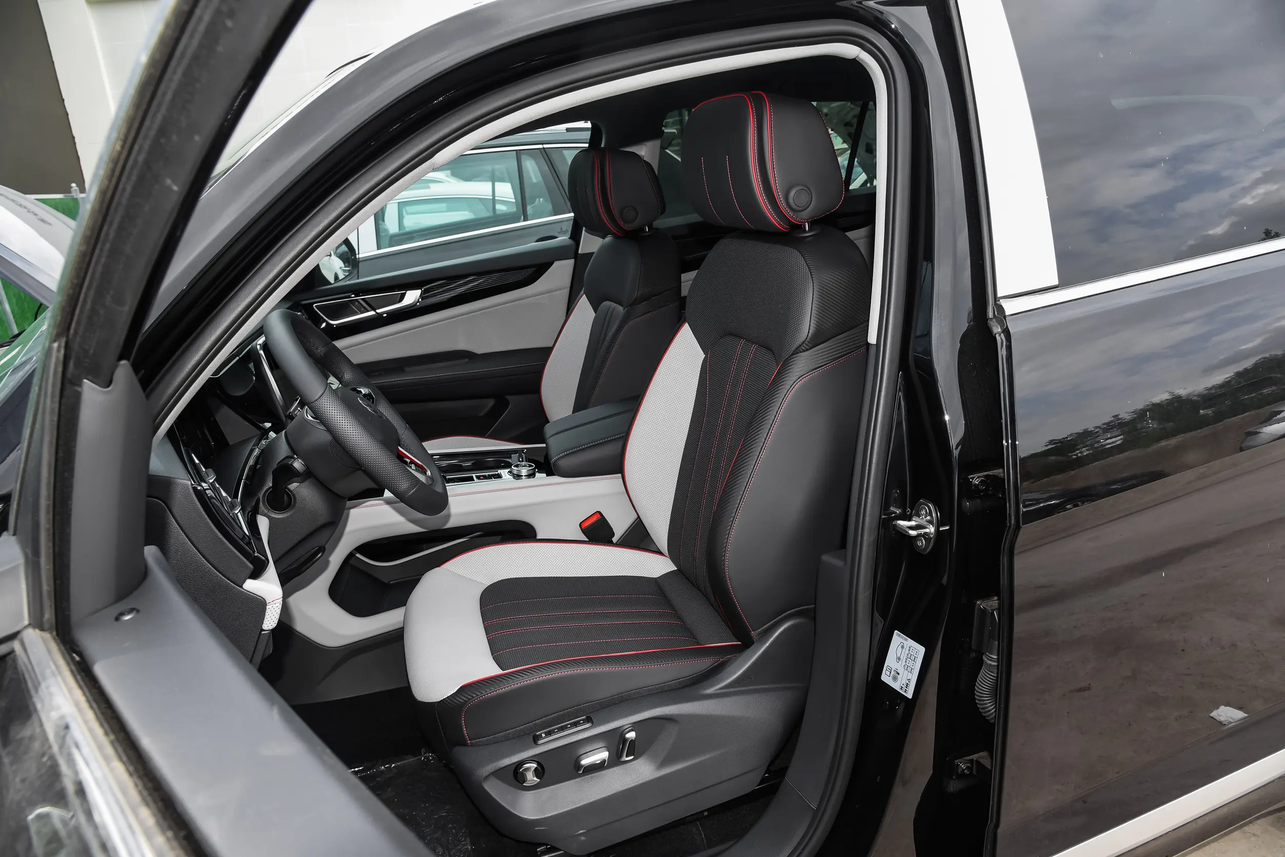 Volkswagen Teramont X: купить под заказ из Киргизии