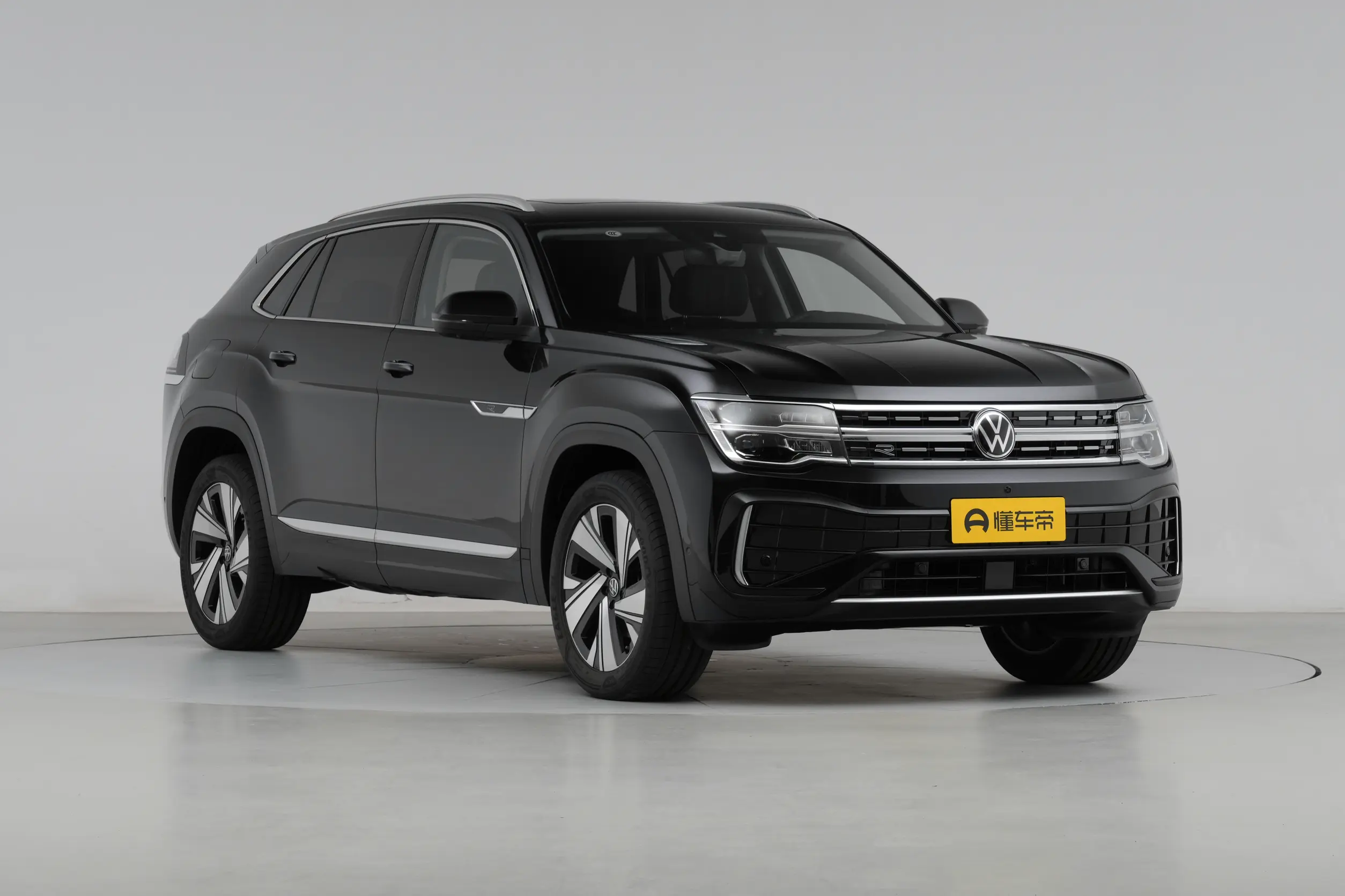 Volkswagen Teramont X: купить под заказ из Киргизии
