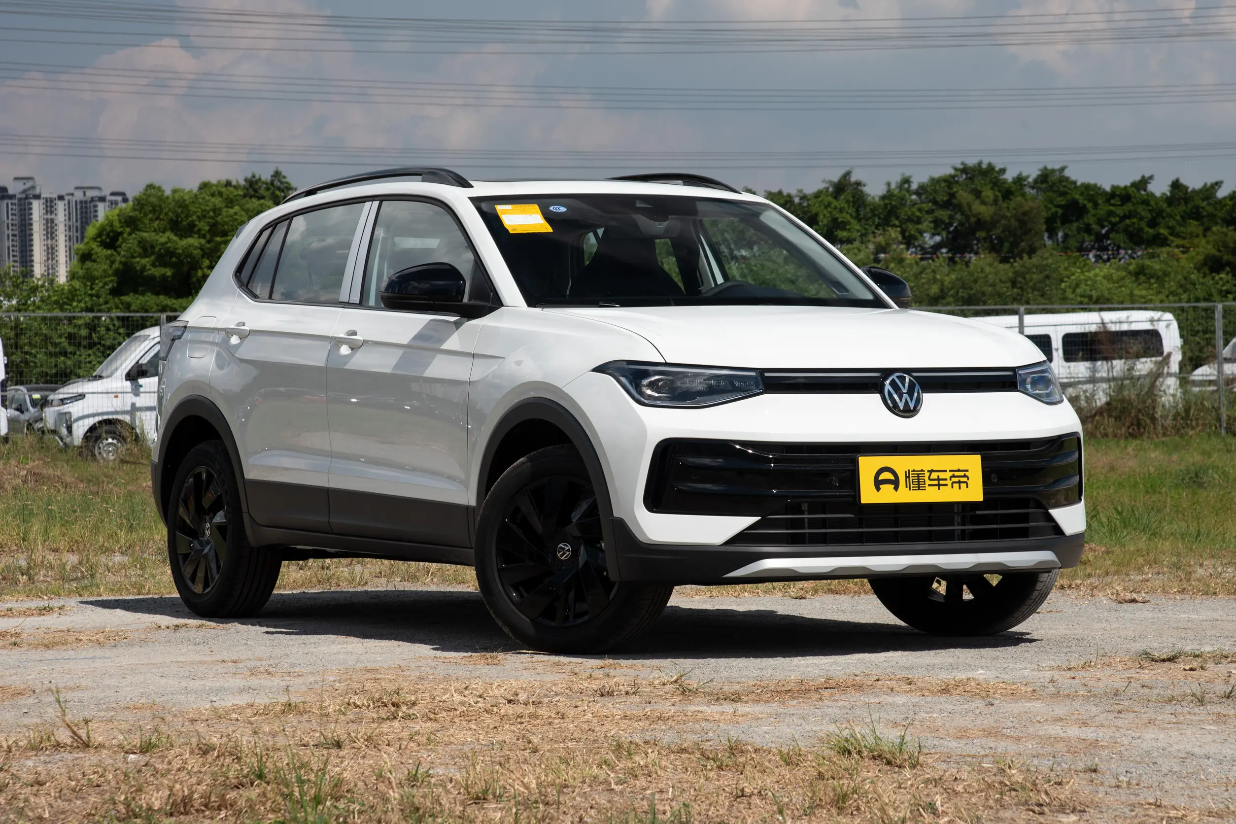 Volkswagen Tharu: купить под заказ из Китая