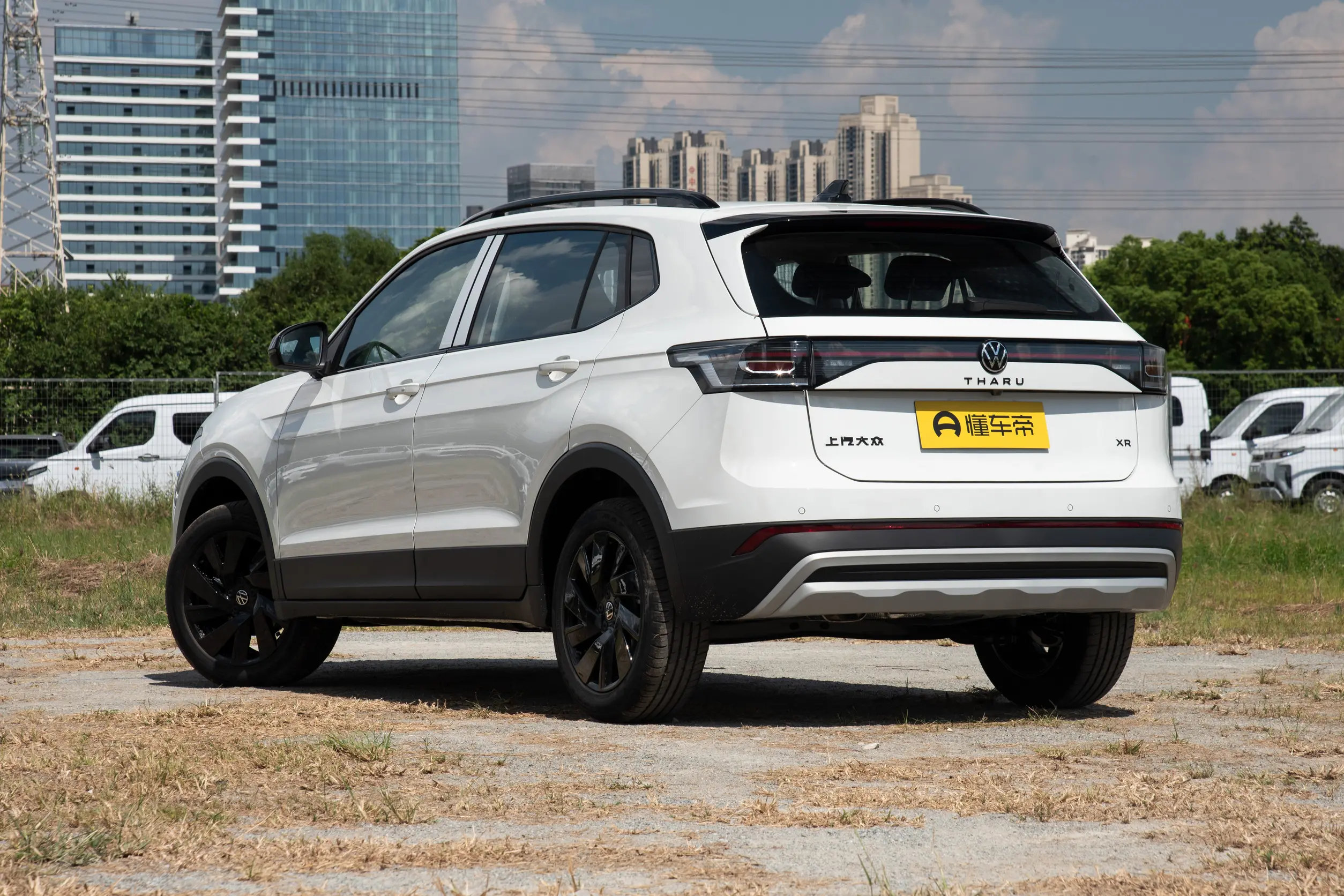 Volkswagen Tharu: купить под заказ из Китая