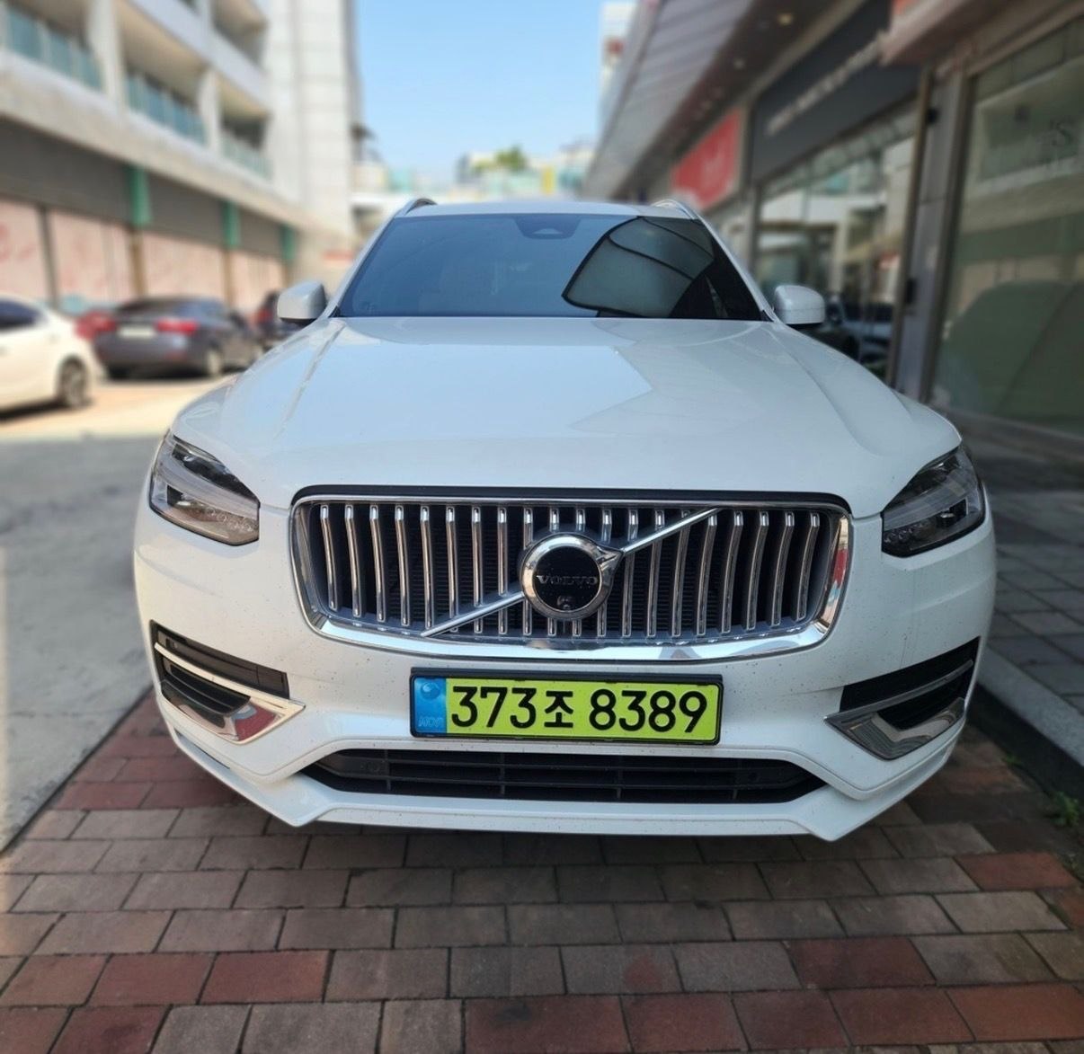 Volvo XC90 B6 Ultra Bright: авто из Кореи под ключ