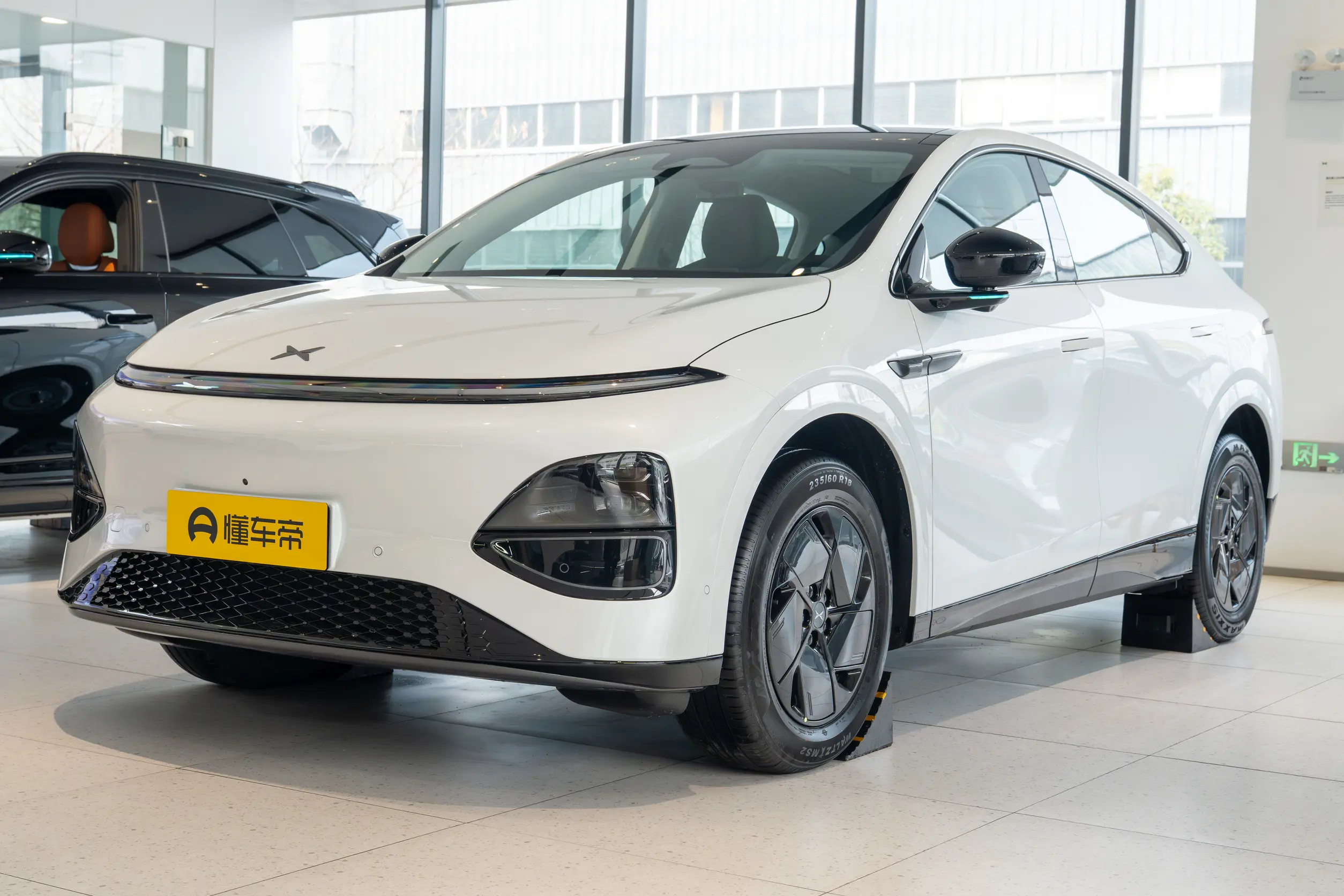 Xpeng G6: купить под заказ из Китая