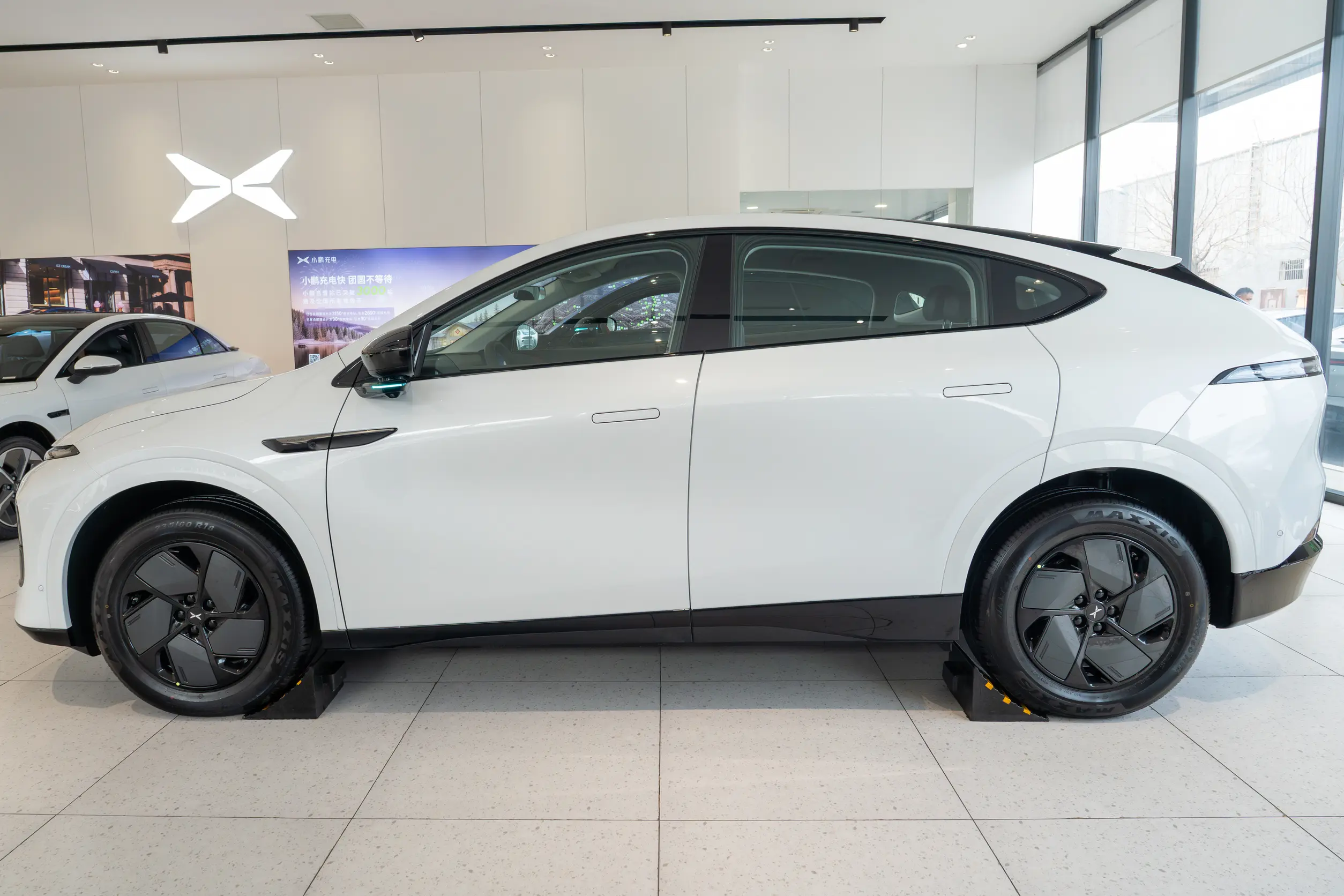 Xpeng G6: купить под заказ из Китая